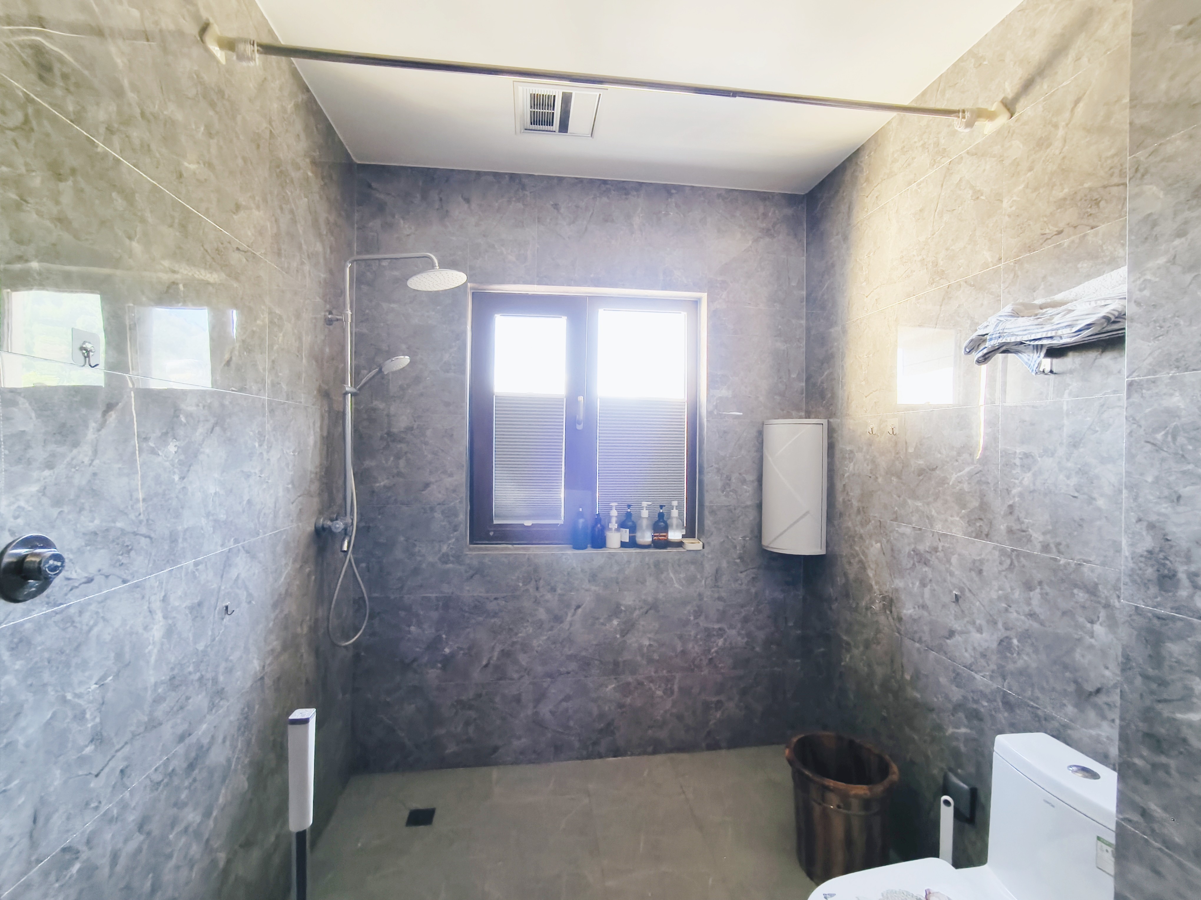 银丰唐郡玫瑰园