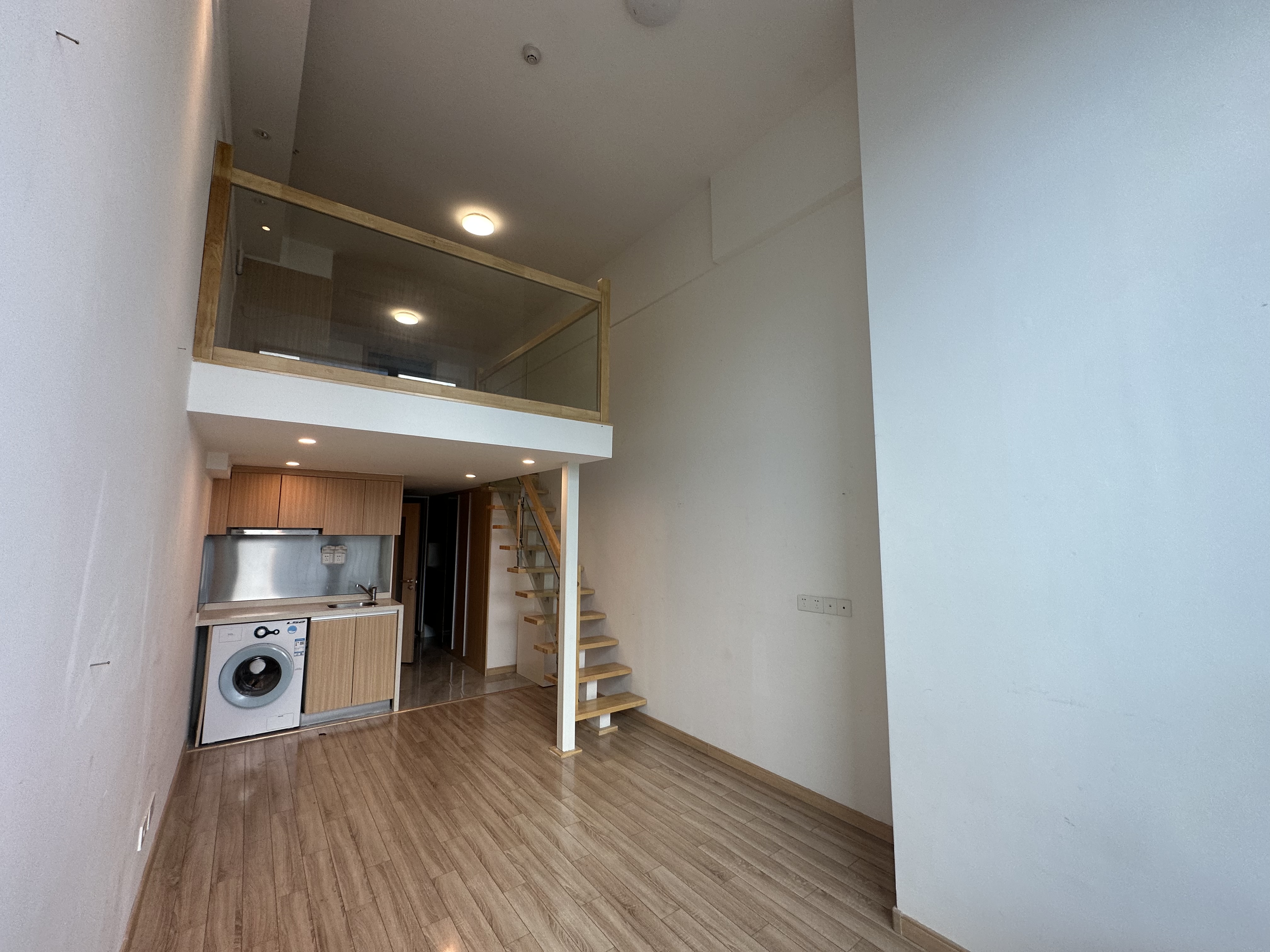 万科大都会万公馆