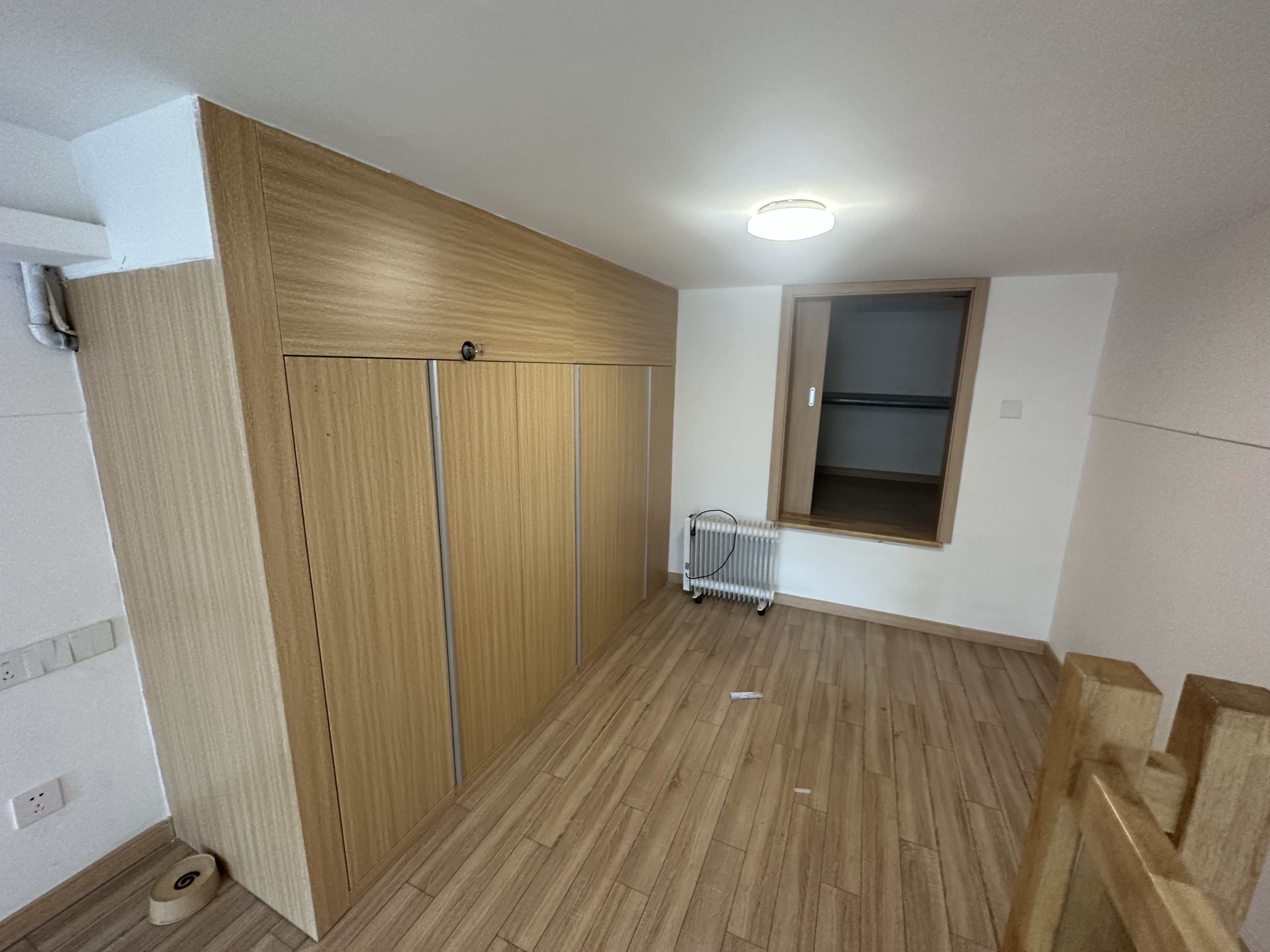 万科大都会万公馆