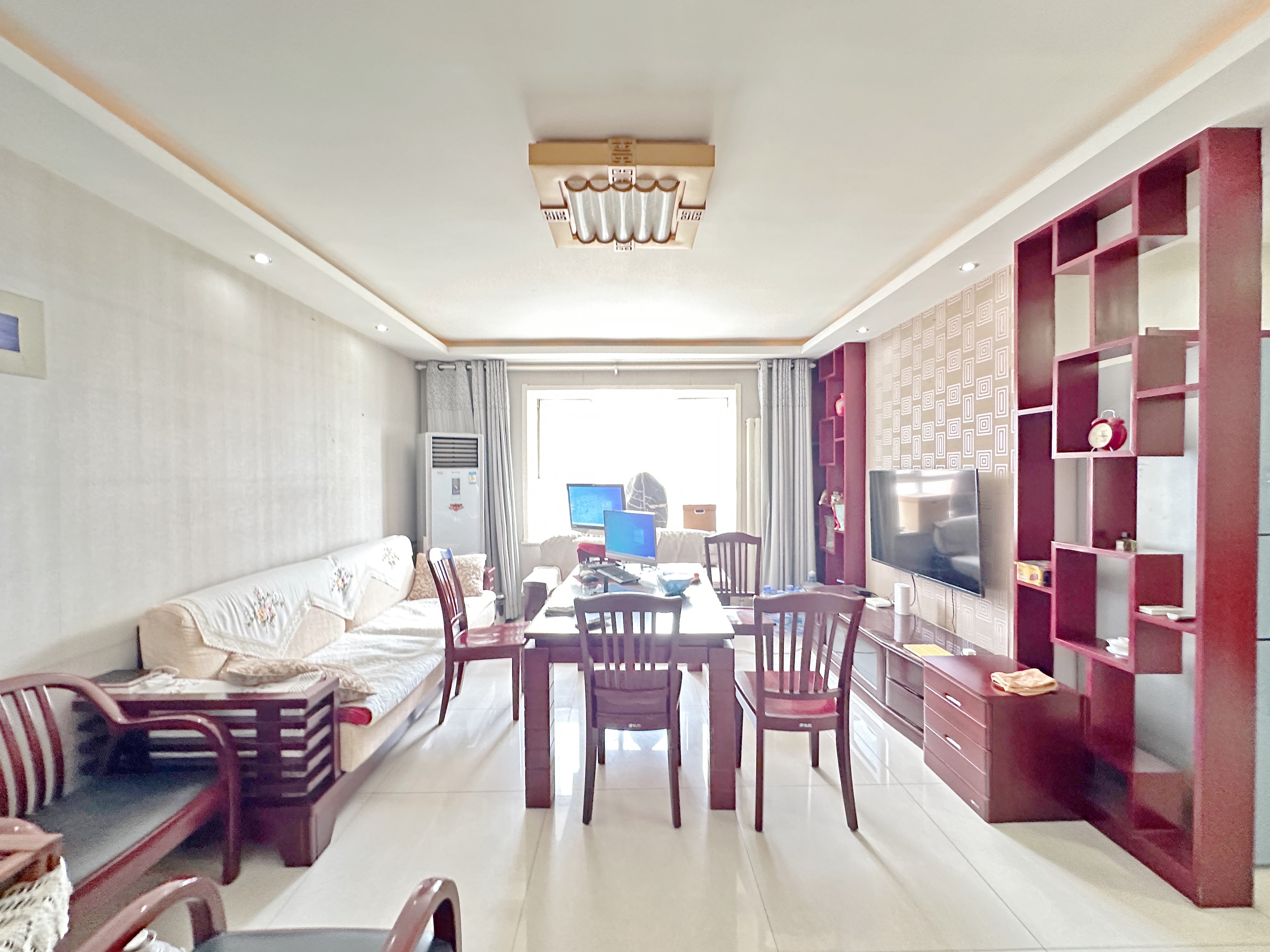 卧龙花园龙泰苑