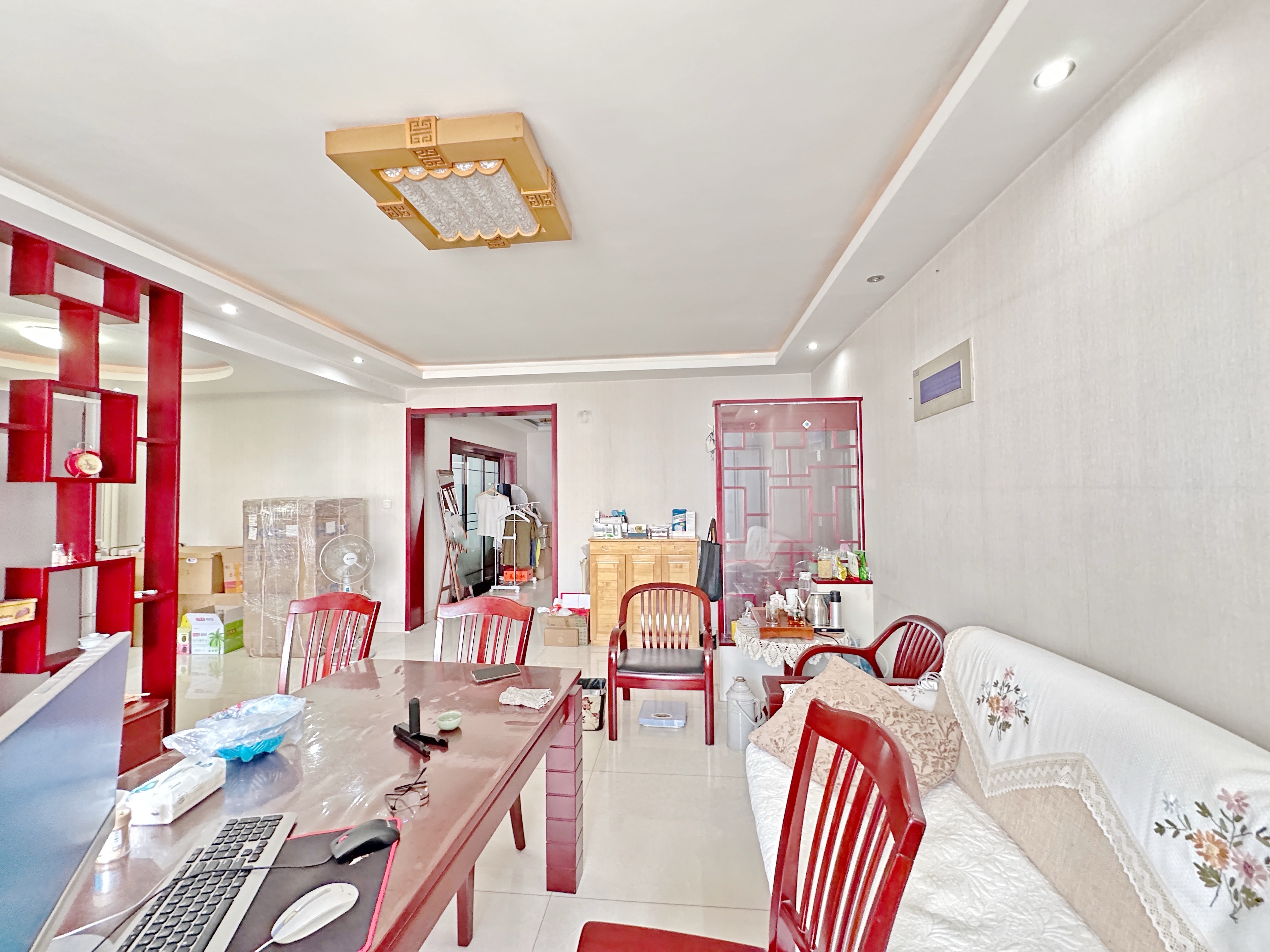  卧龙花园龙泰苑 南北