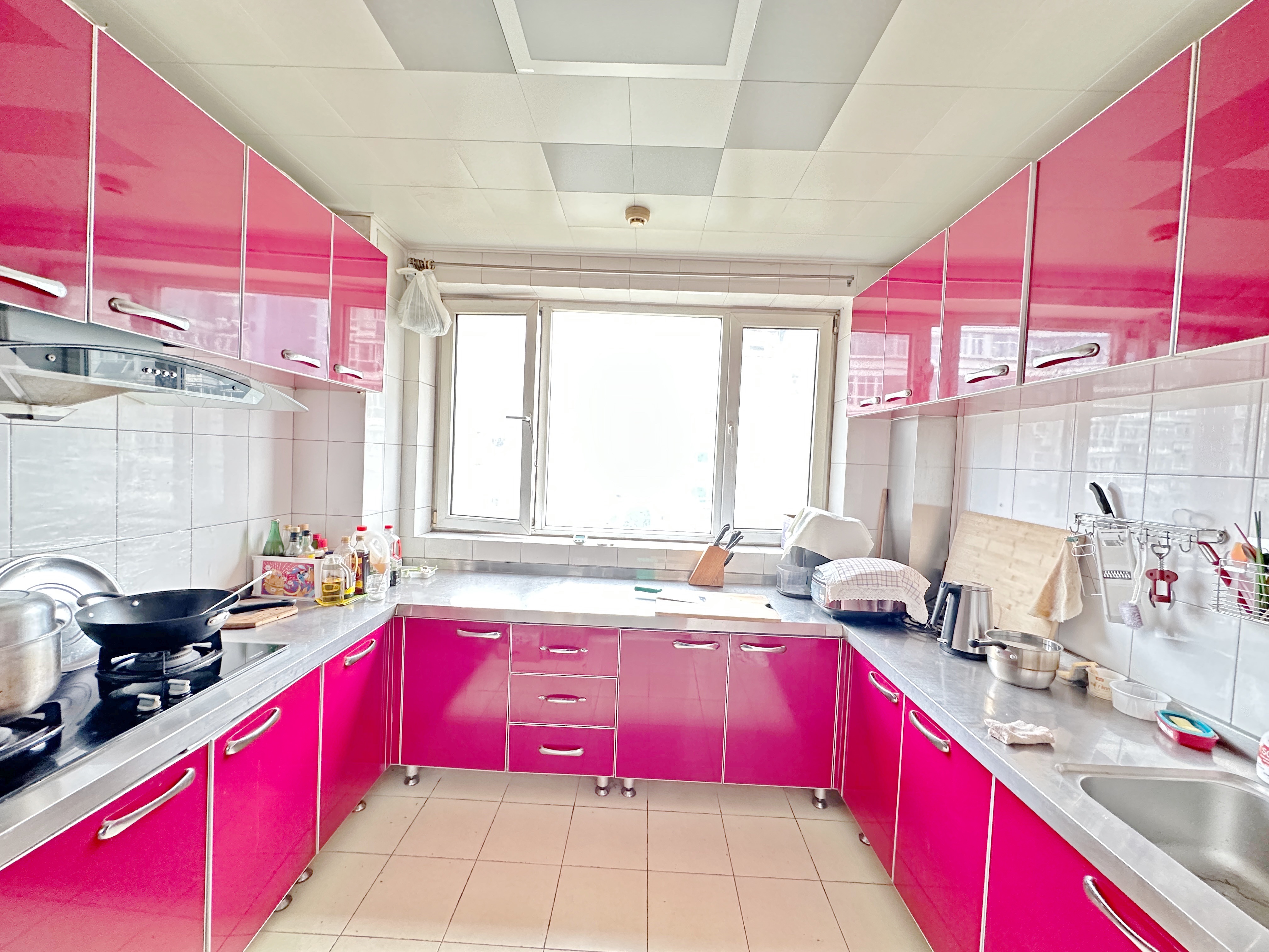 卧龙花园龙泰苑