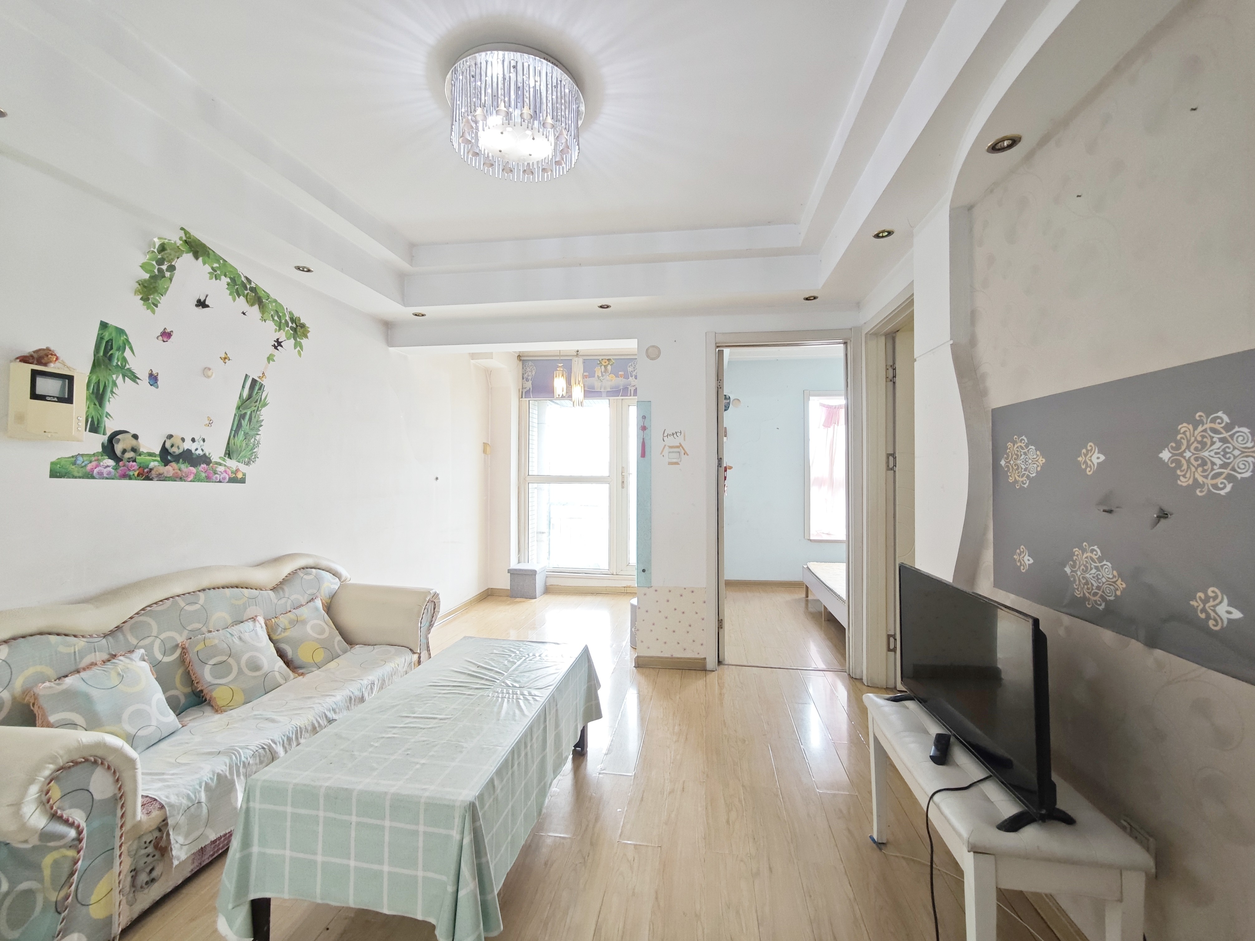  重汽彩世界 东西