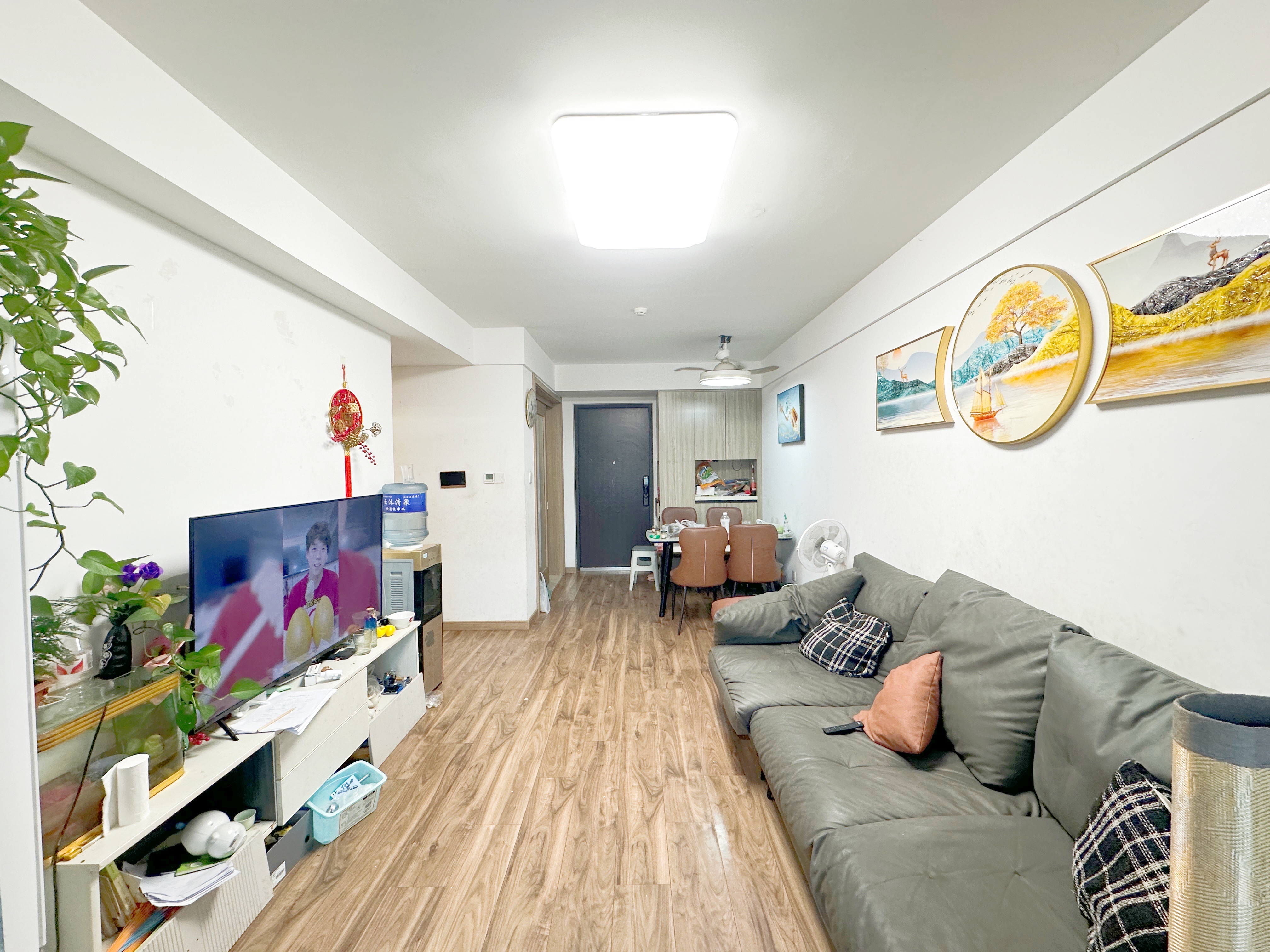  万科金色悦城新著  南北