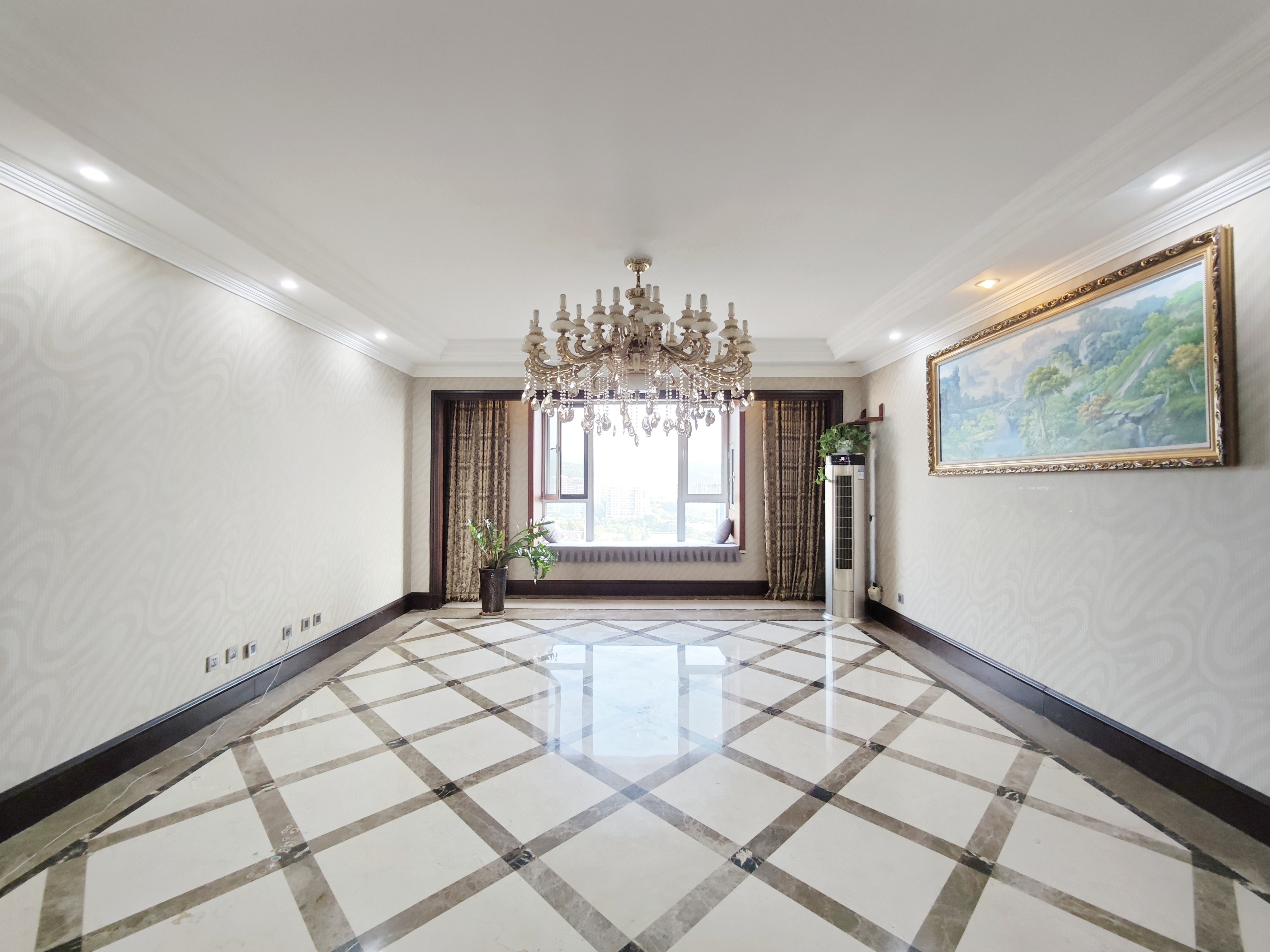  中海奥龙观邸 南北