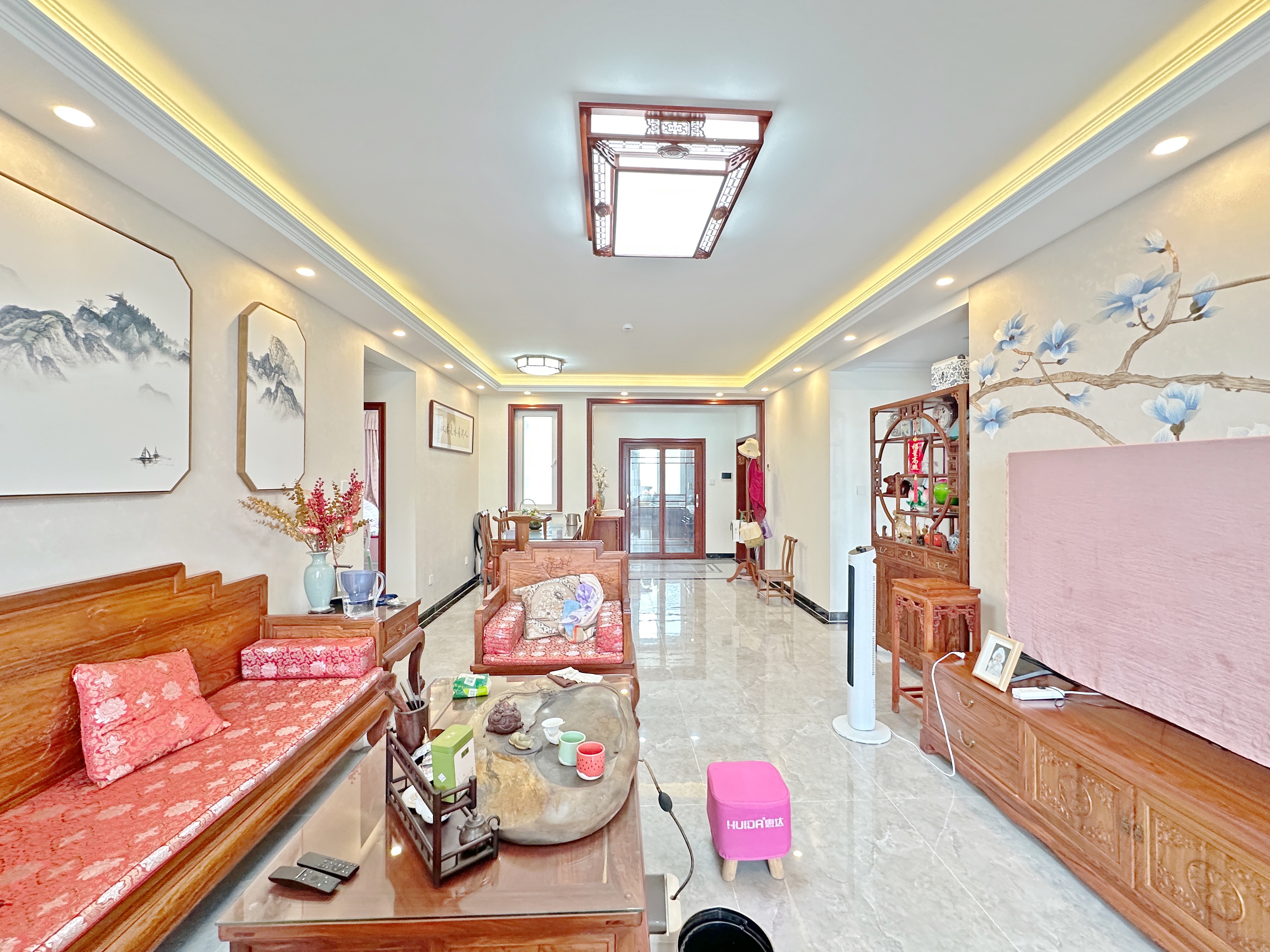  绿地国际城玫瑰明都 南北