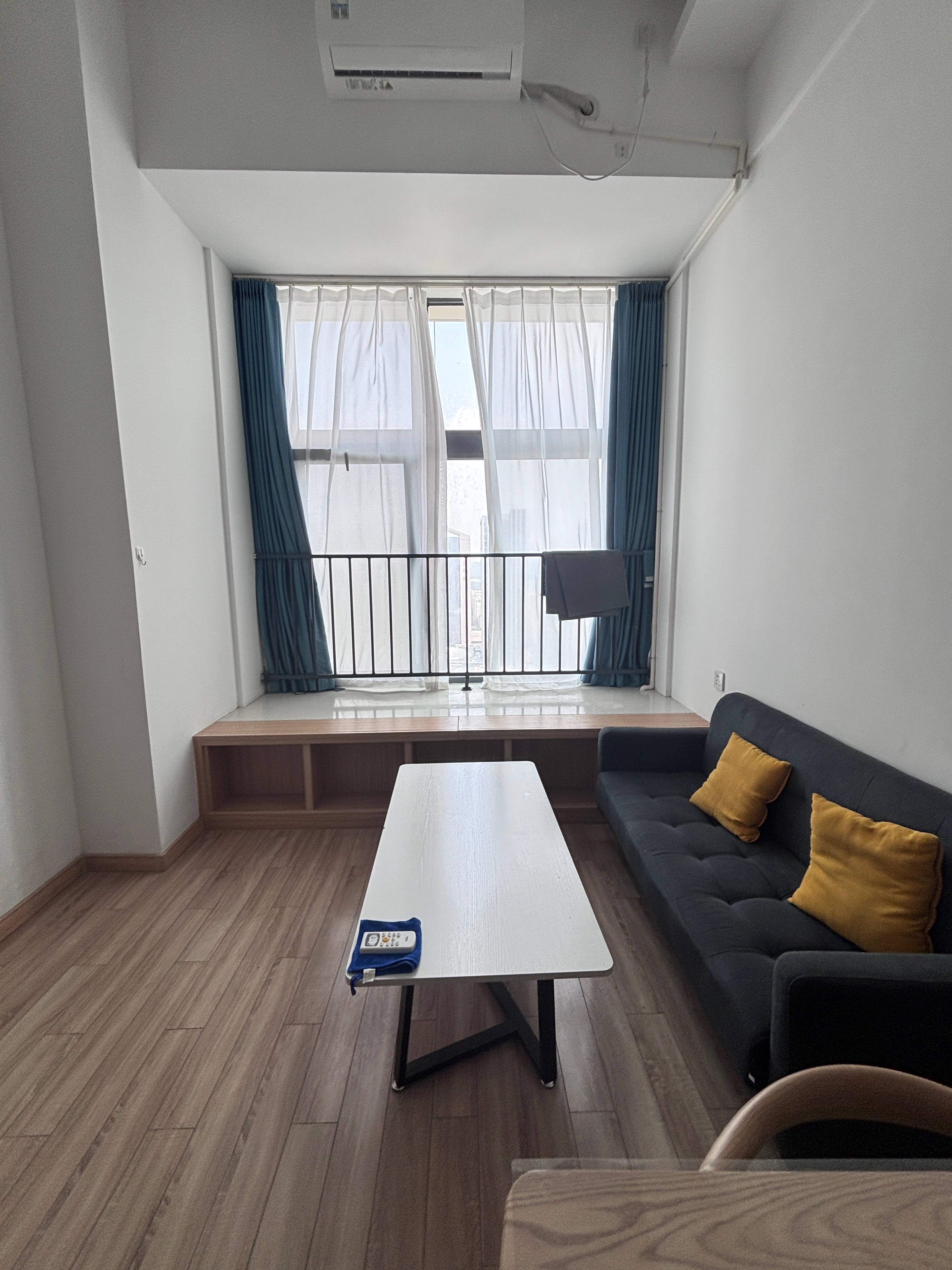 万科大都会万公馆