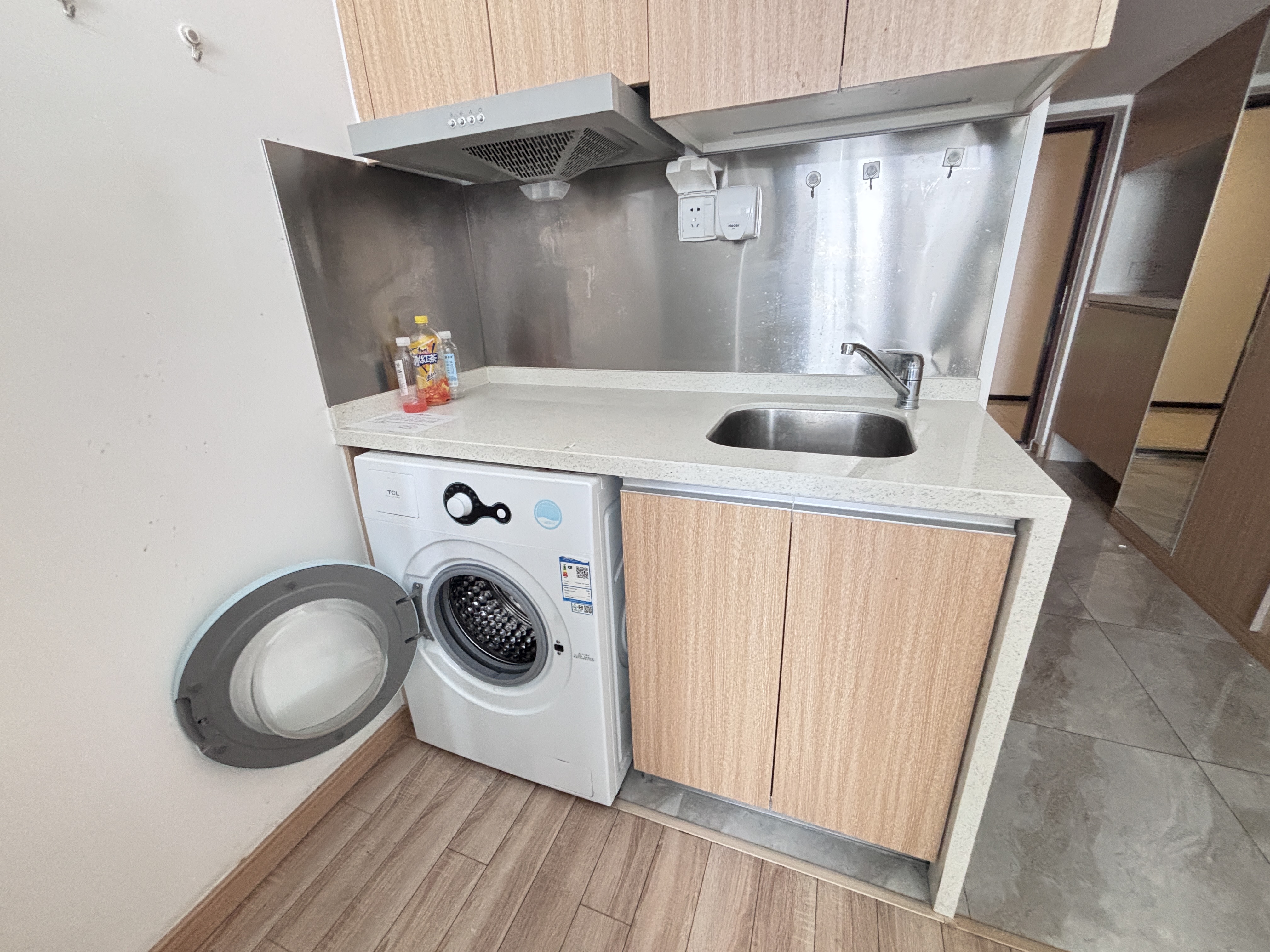 万科大都会万公馆