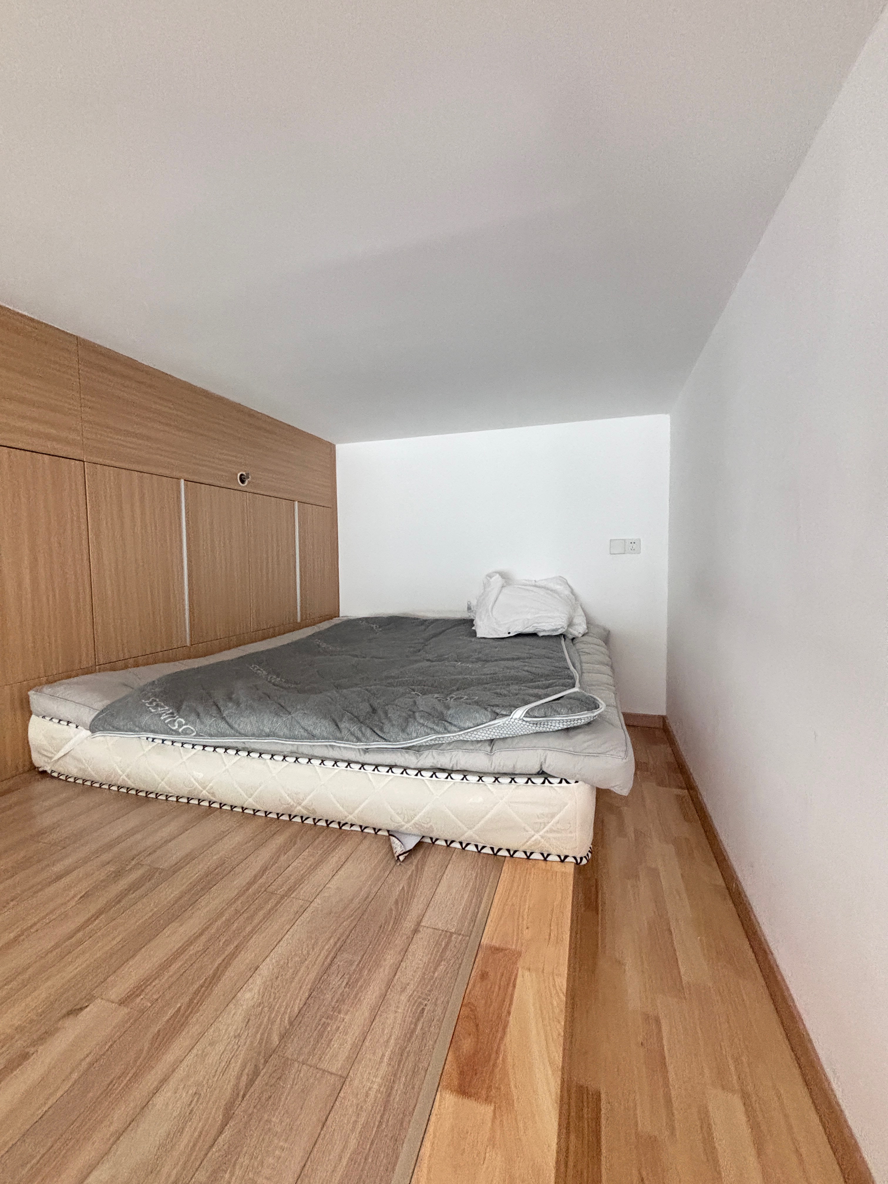 万科大都会万公馆