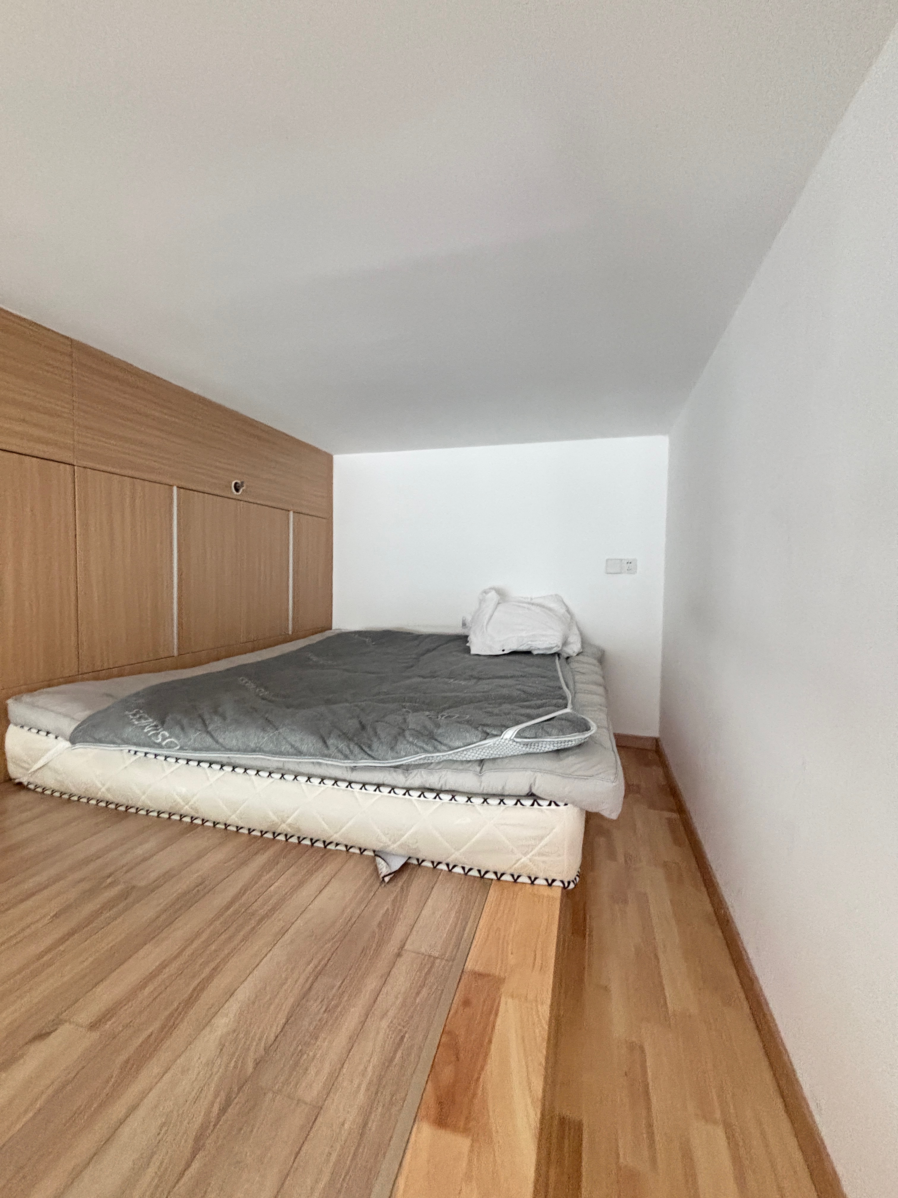 万科大都会万公馆