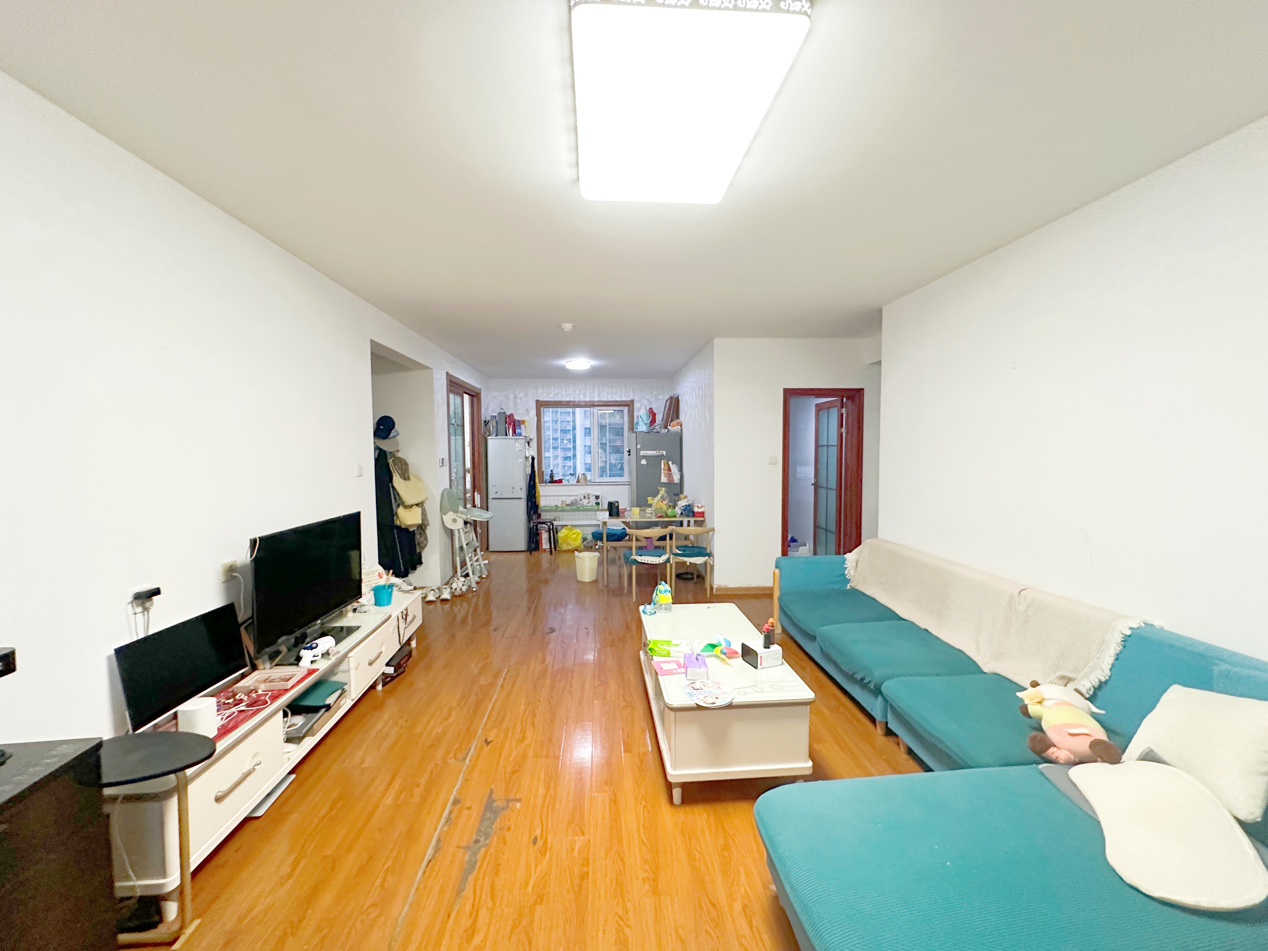  荣盛花语馨苑 南北