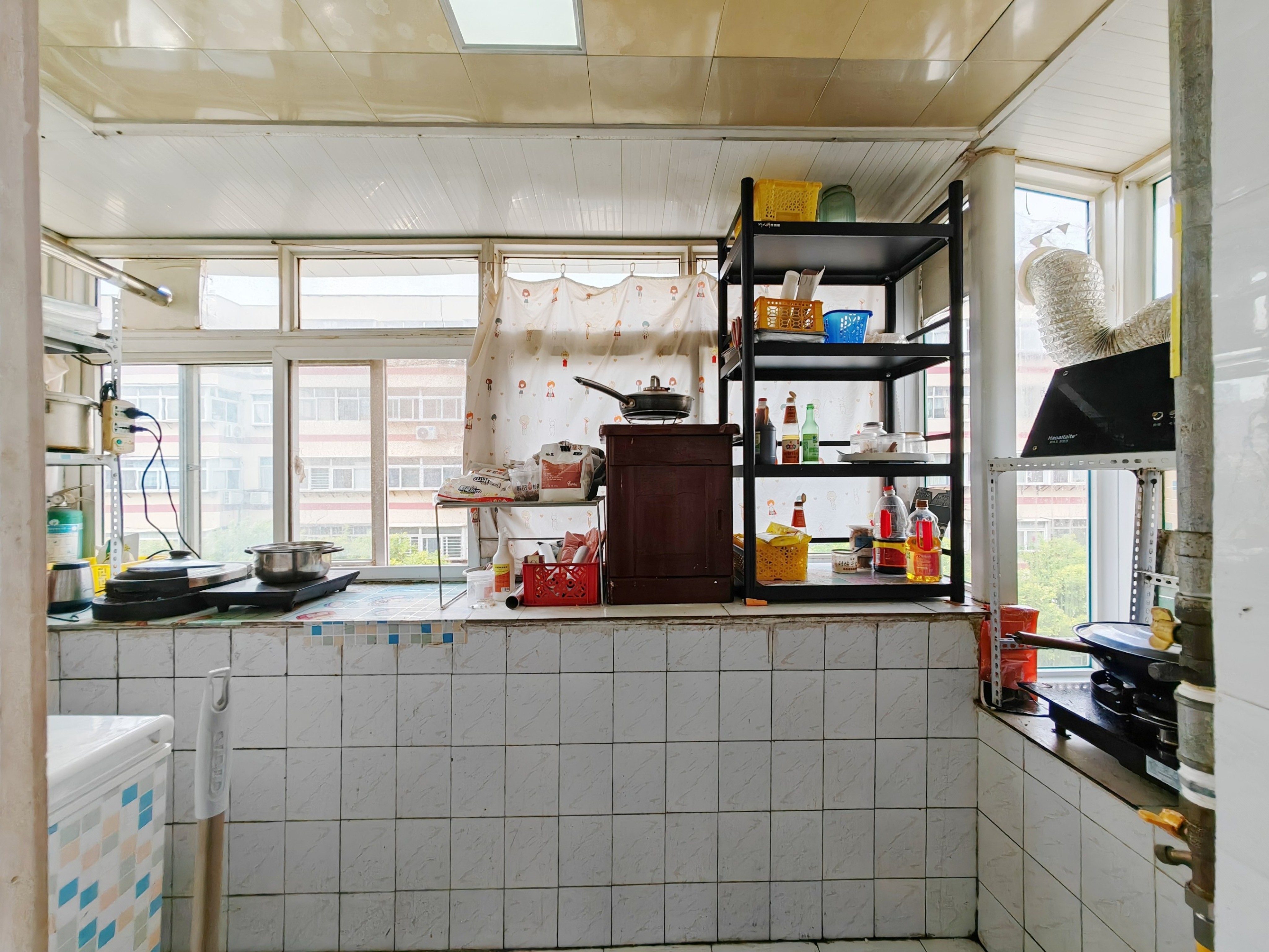 洪家楼南路13号