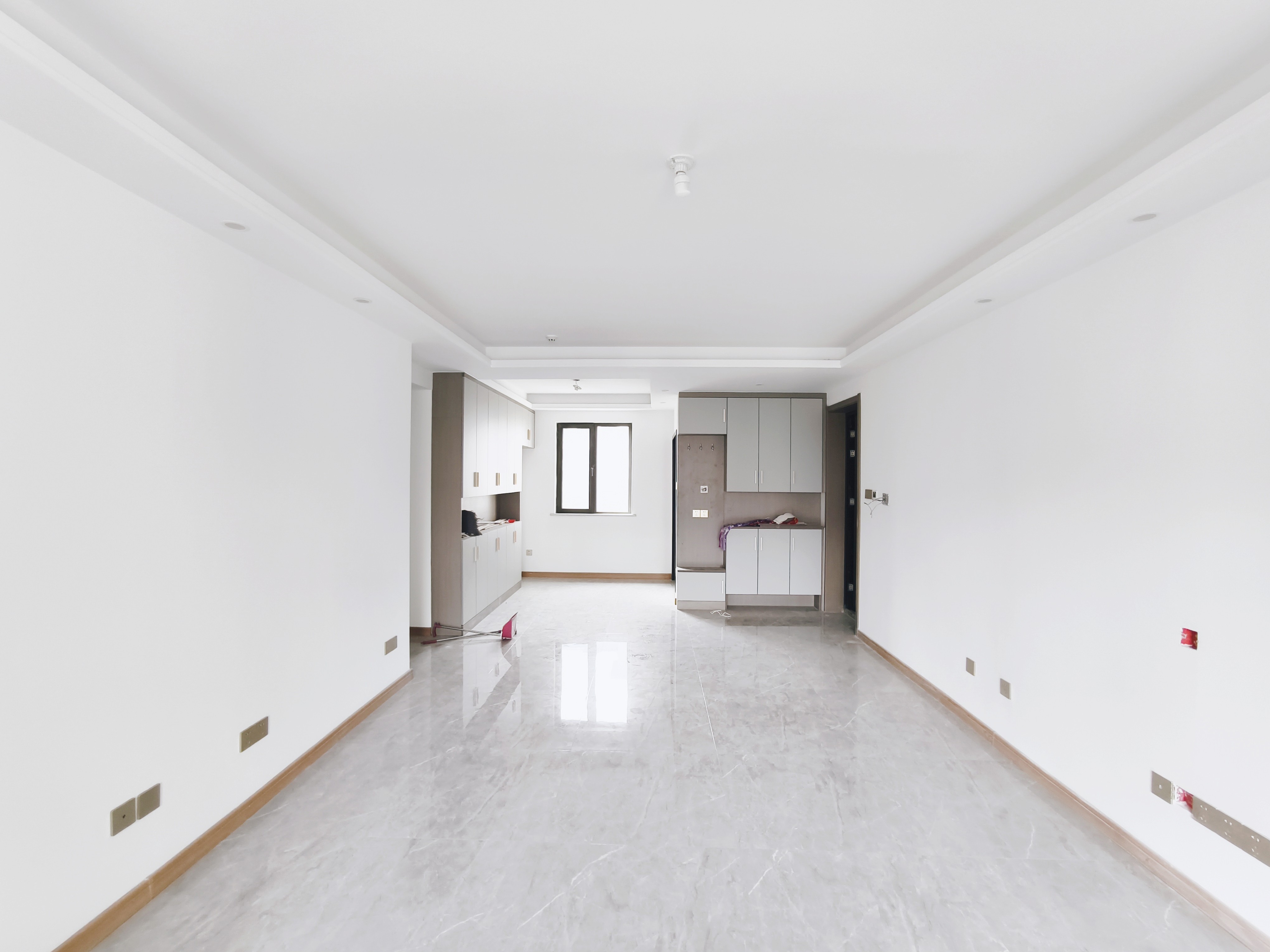  中新锦绣天地东苑二区 南北