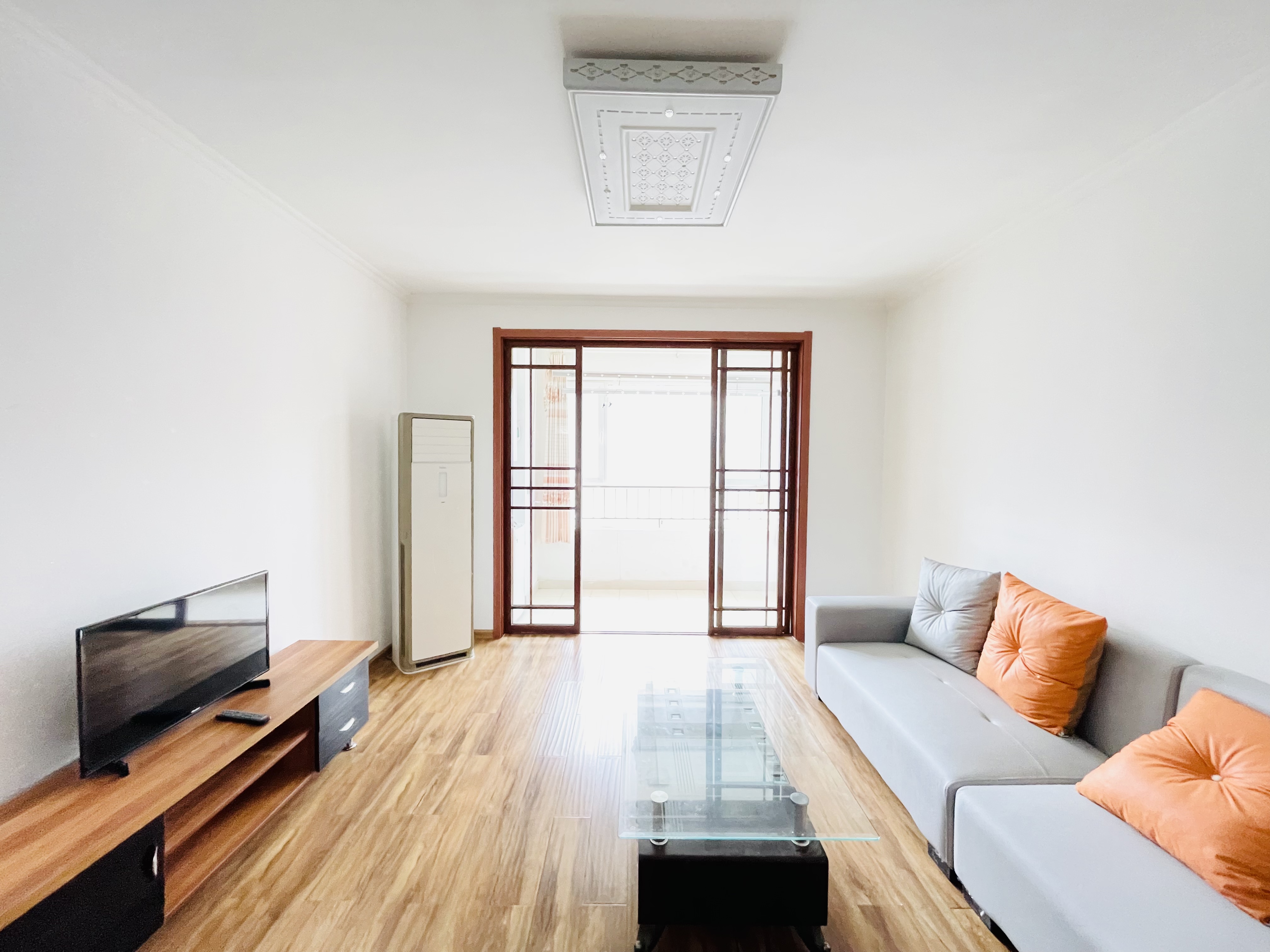  中国铁建国际城 南北