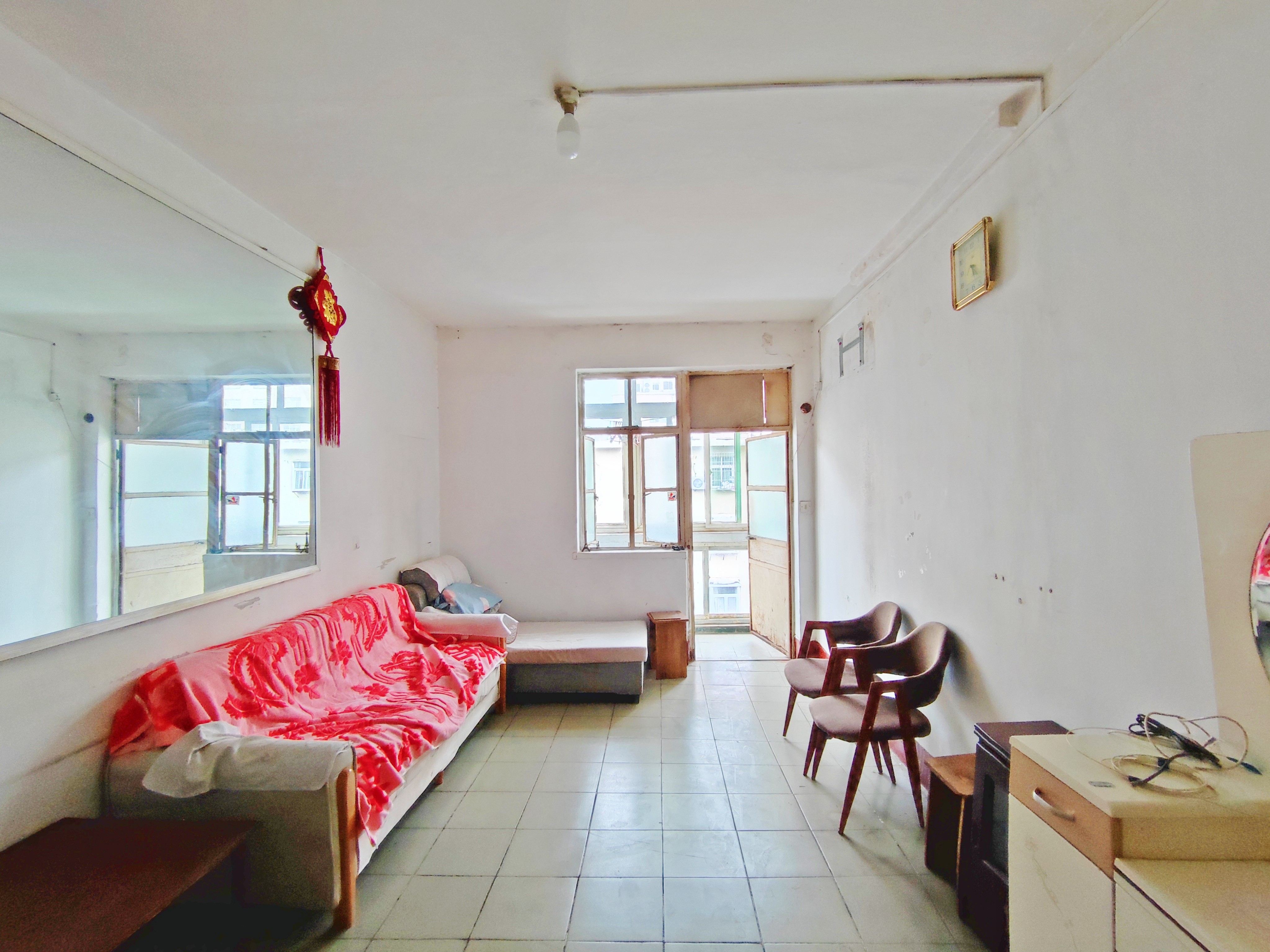  经三路单位宿舍 北