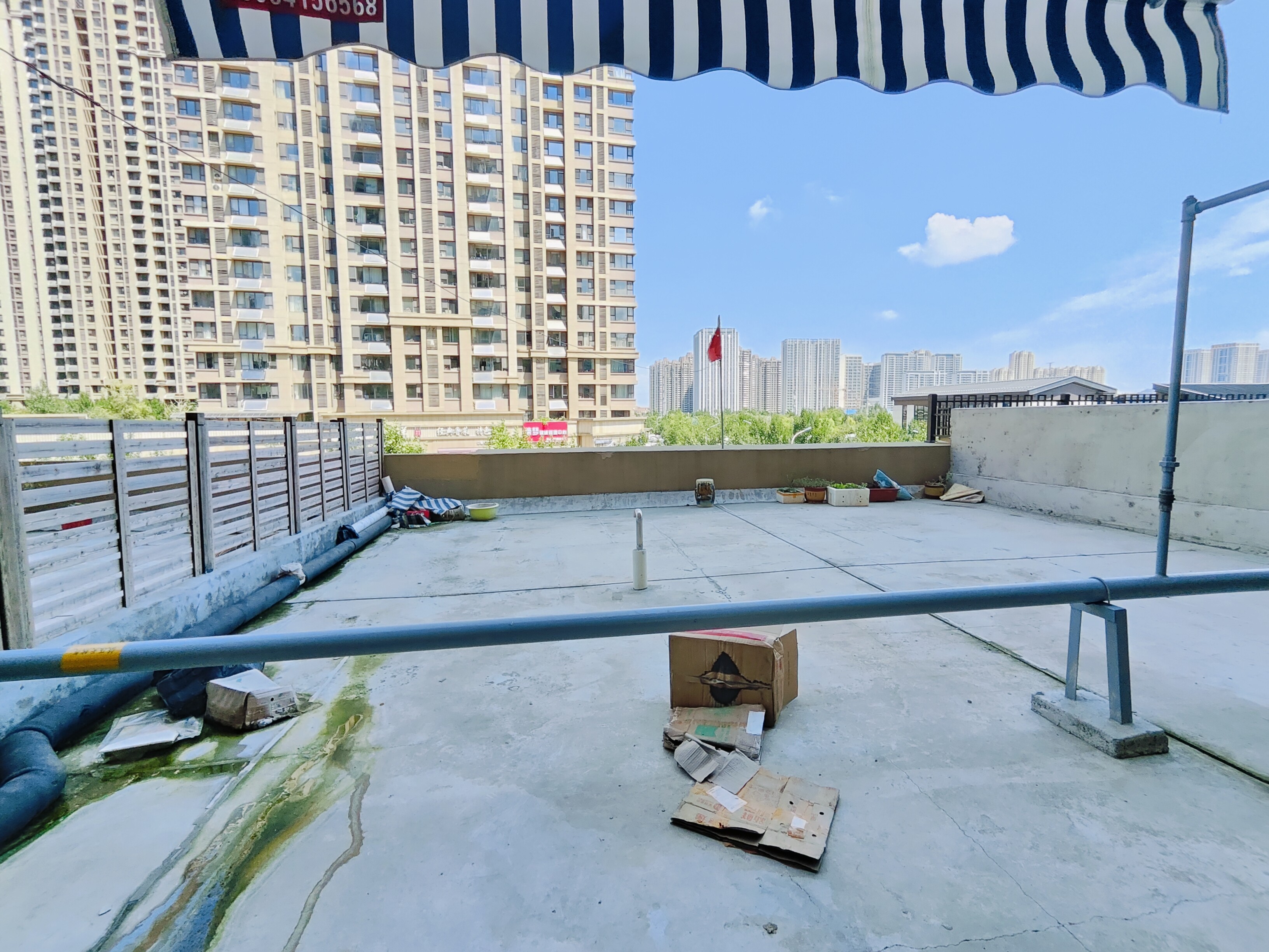 海尔云世界滟澜公馆花园