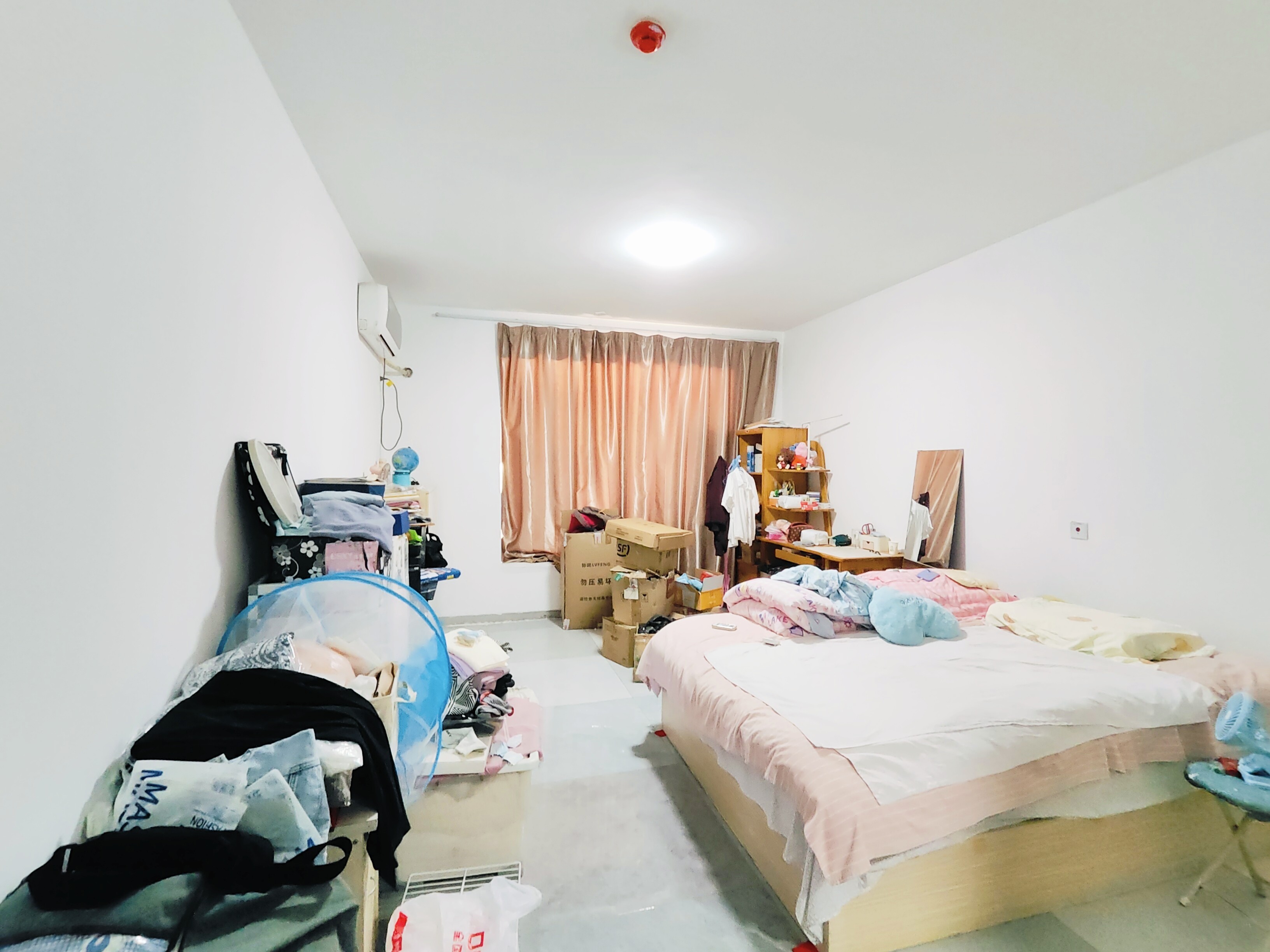 海尔云世界滟澜公馆花园