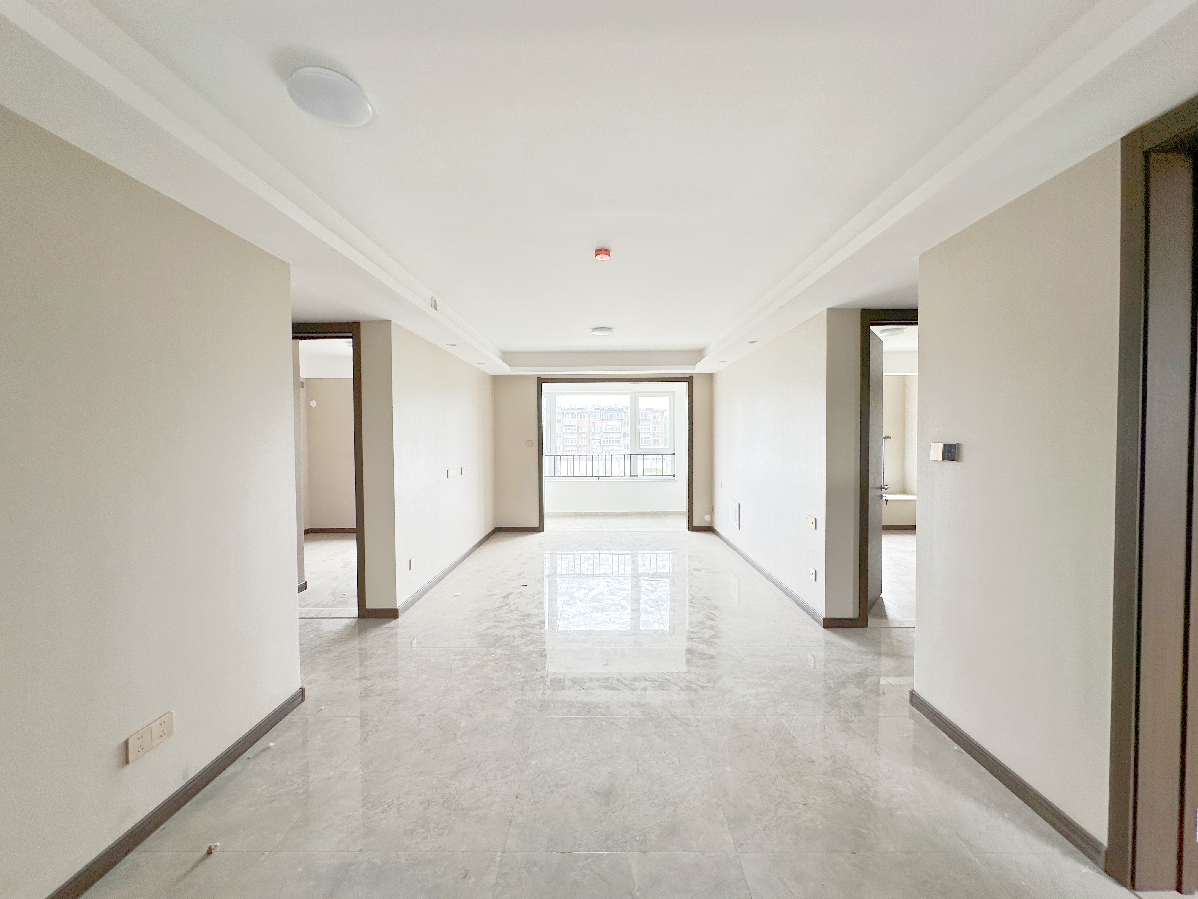  万科繁荣里 南北