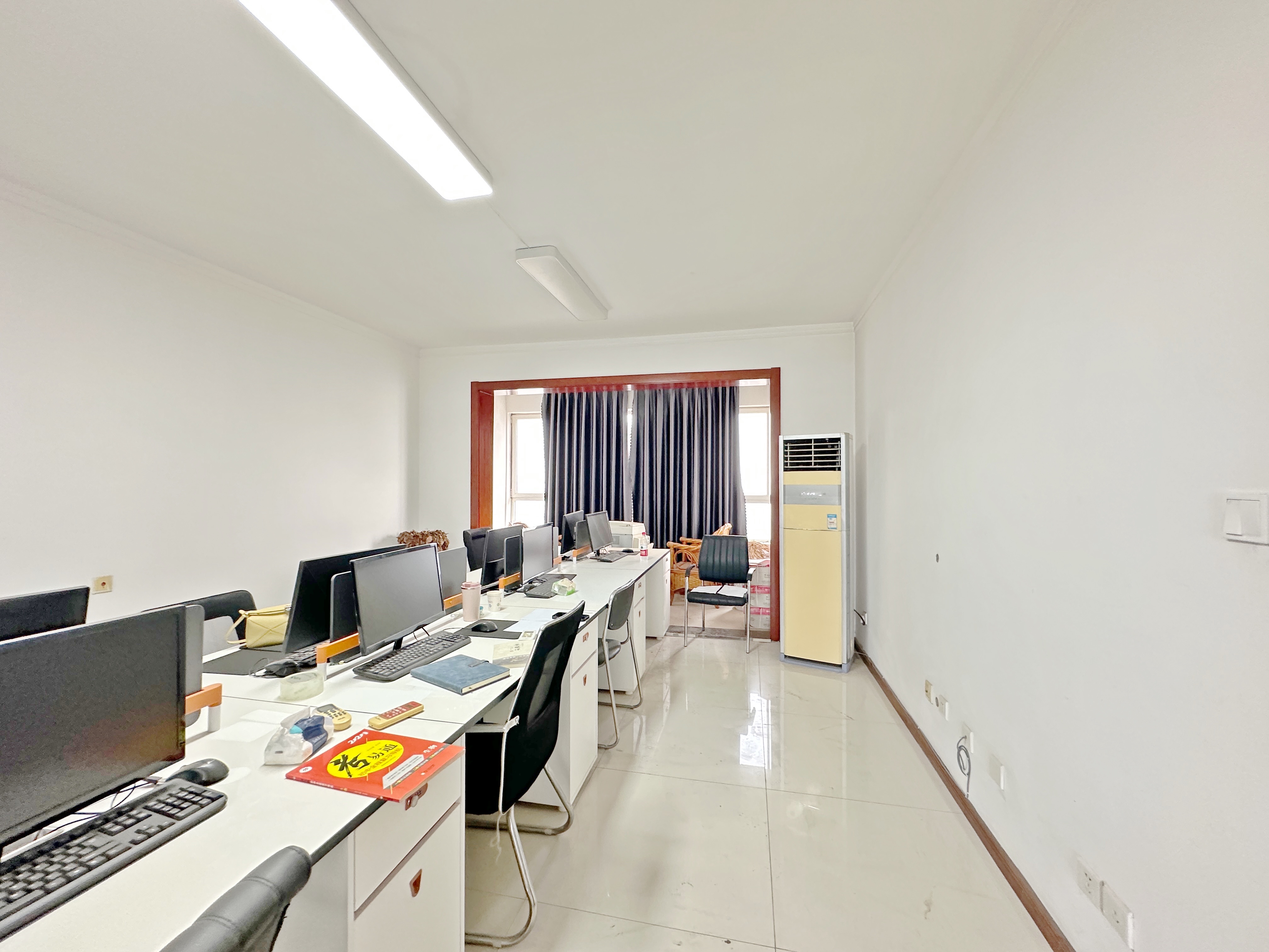 绿地新里卢浮公馆