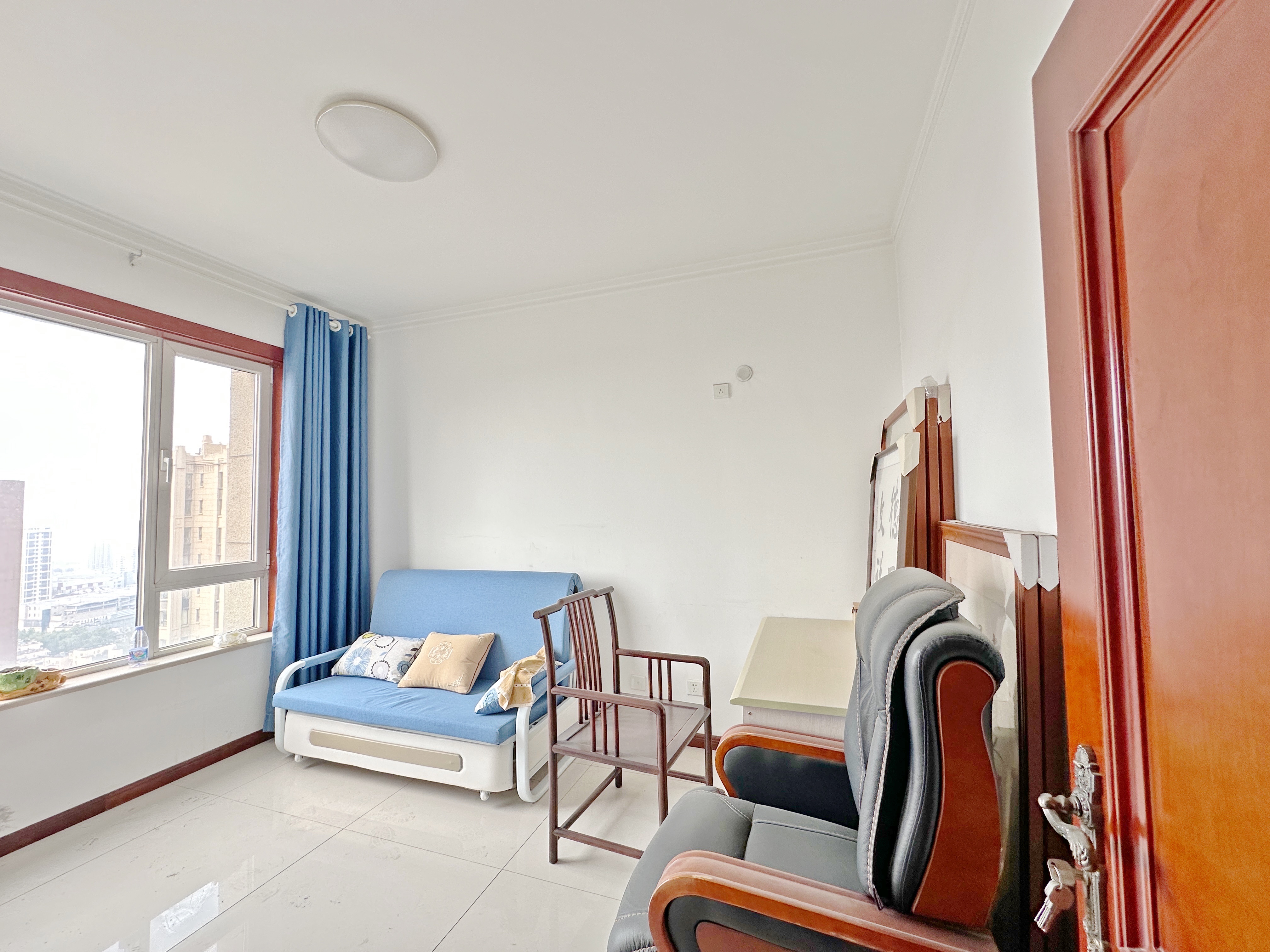 绿地新里卢浮公馆