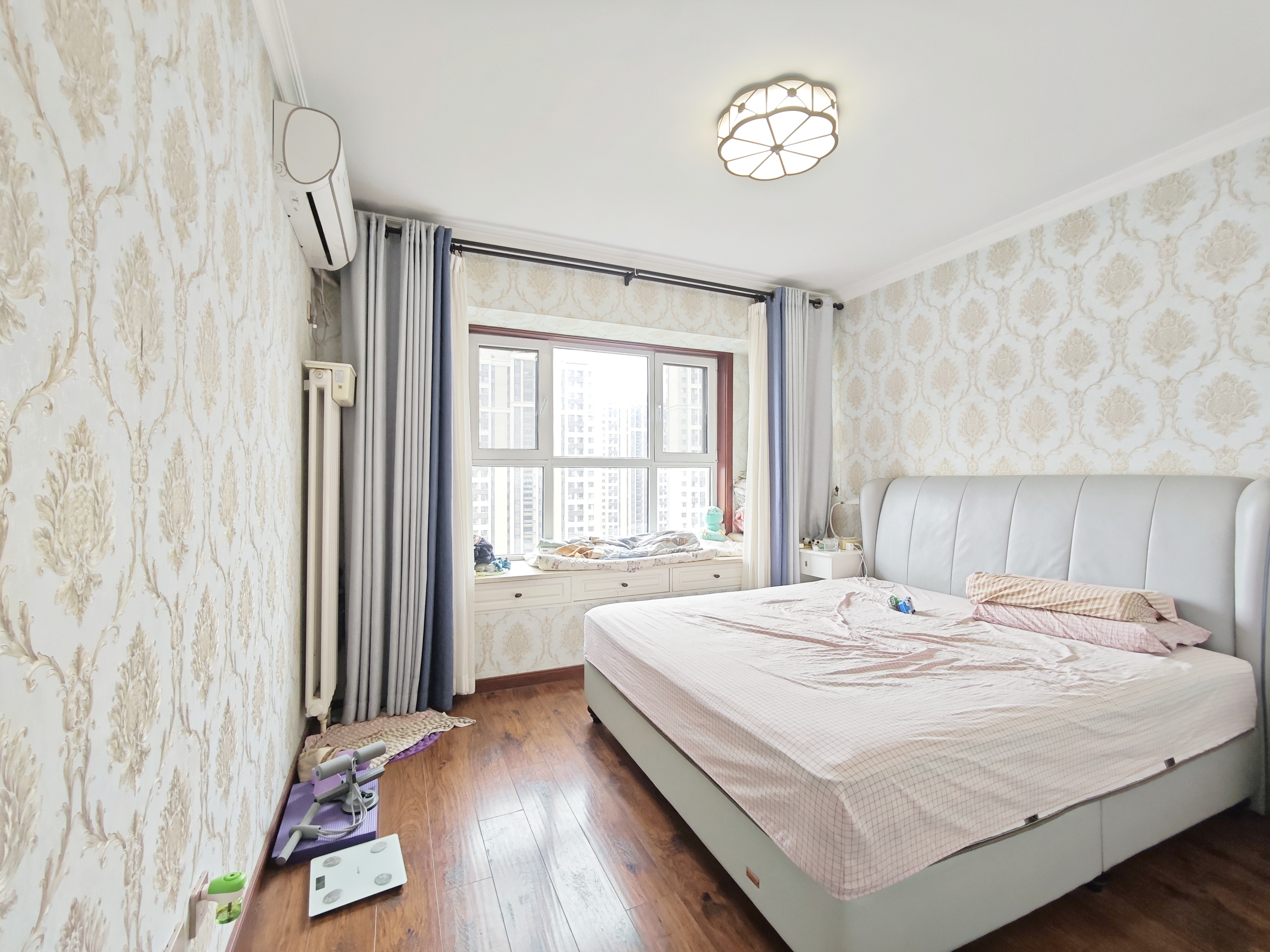 绿地新里香榭丽公馆