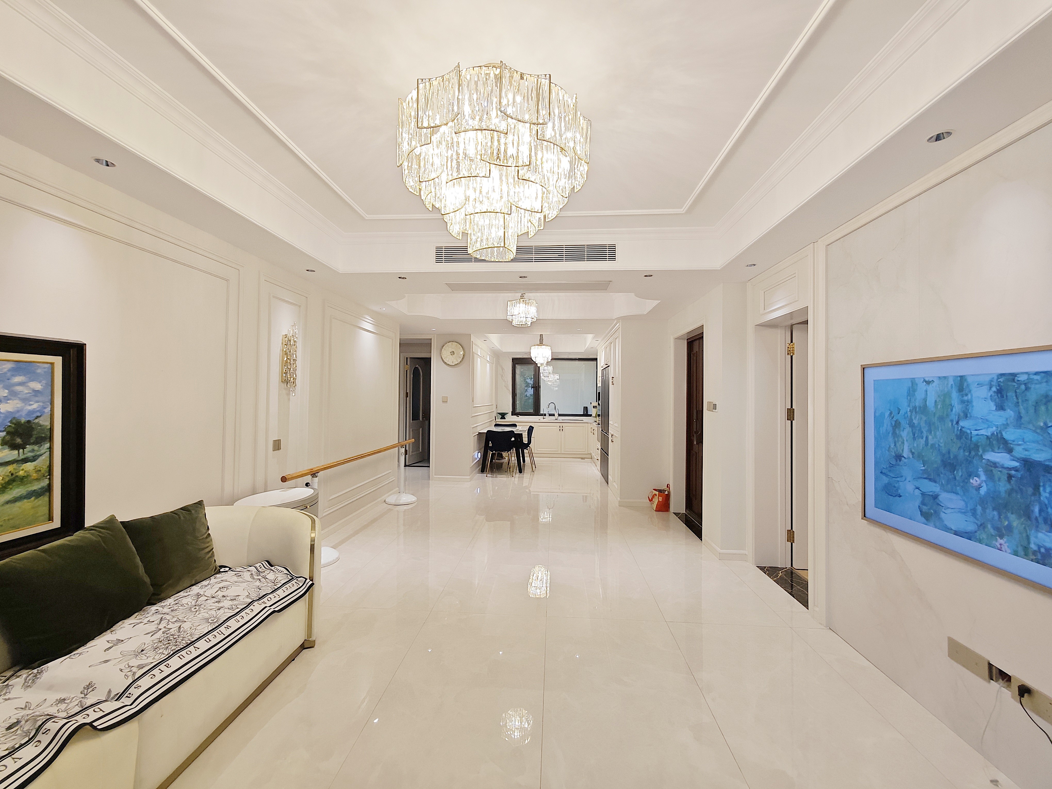  高新绿城玉兰花园 南北