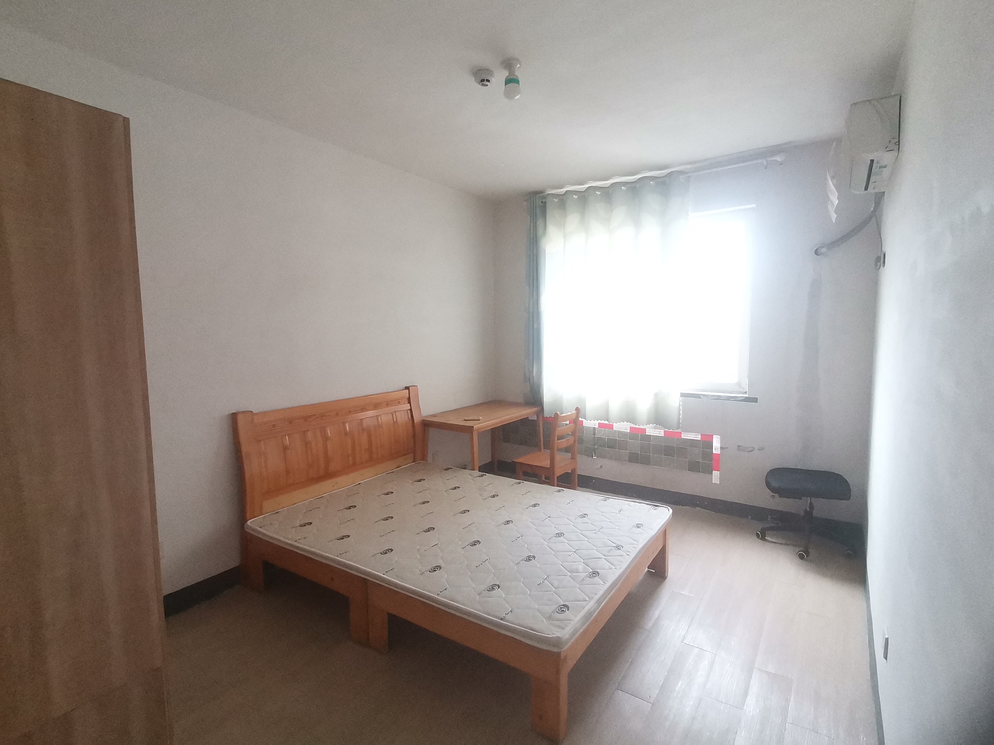 天鸿万象新天四区