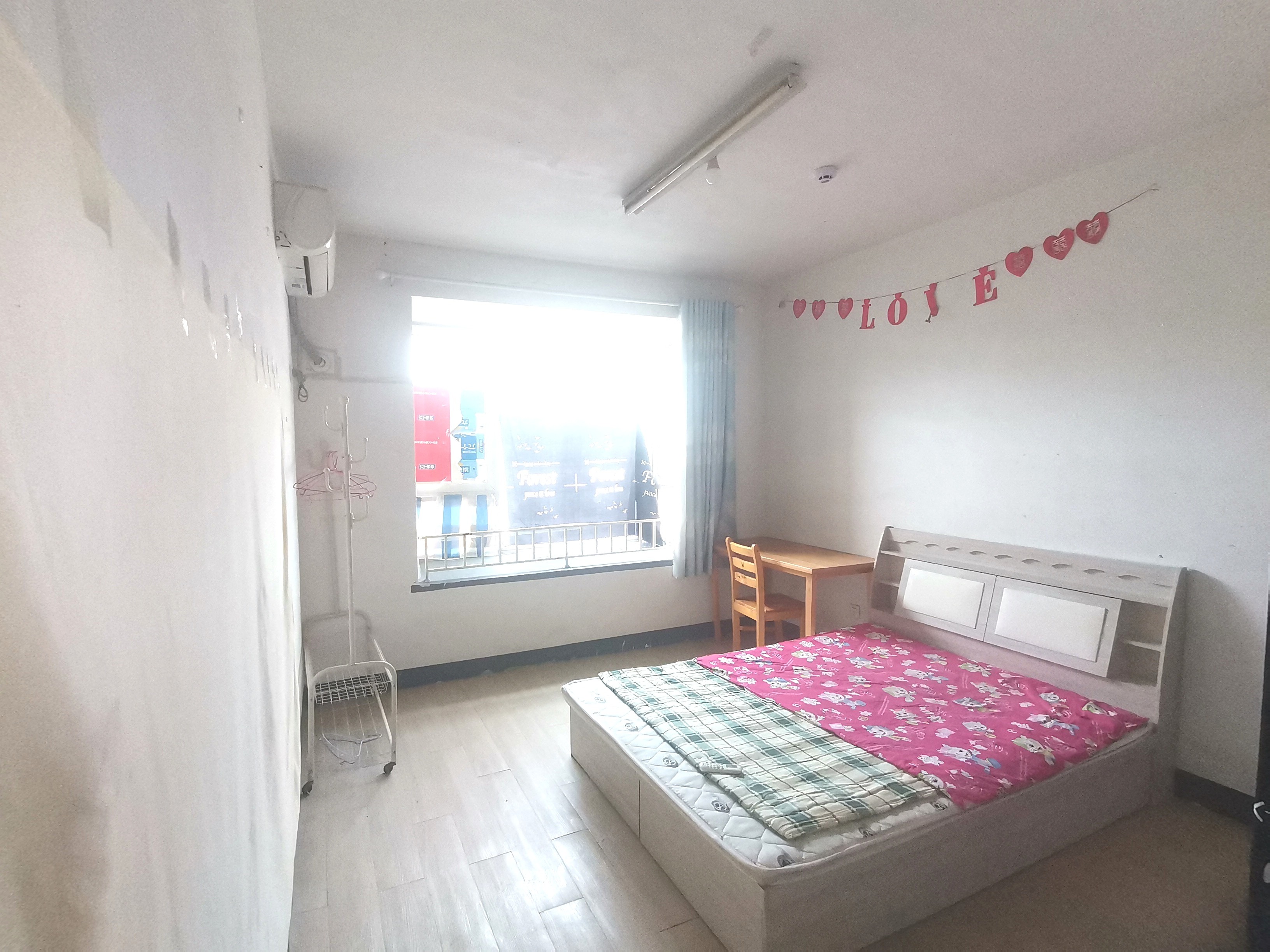 天鸿万象新天四区