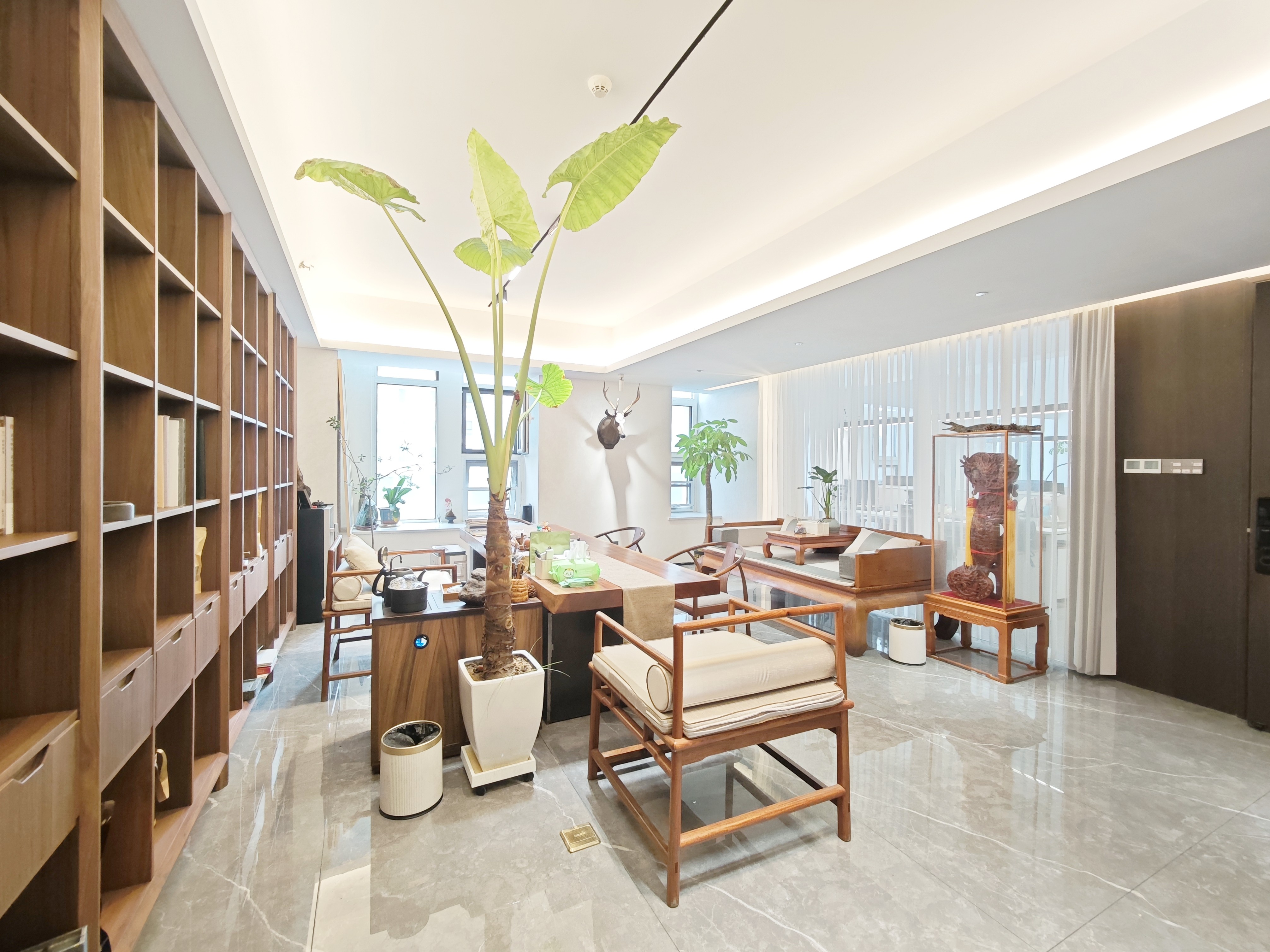  地平西棠甲第 南