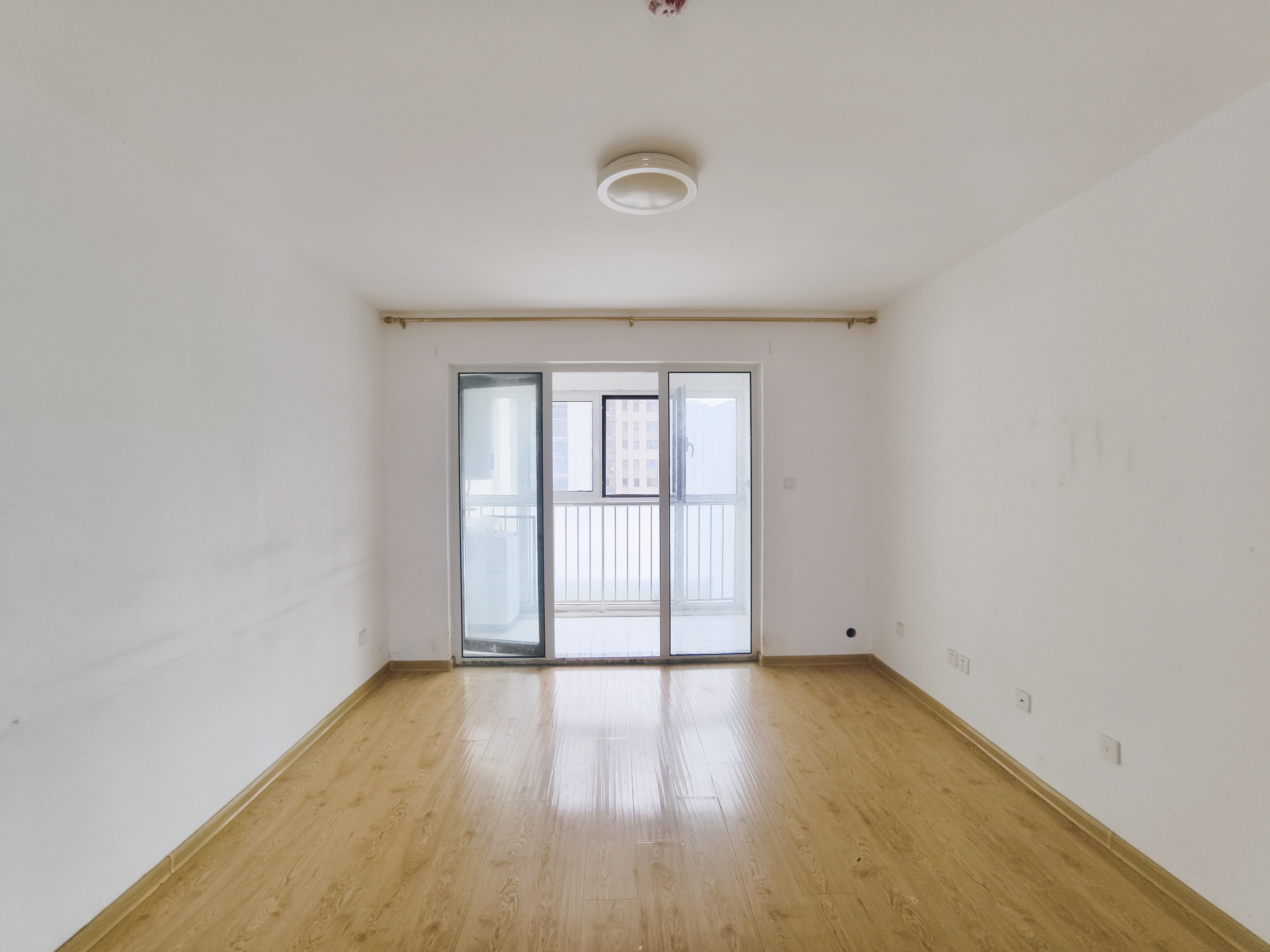  鲁能泰山7号二期 南北