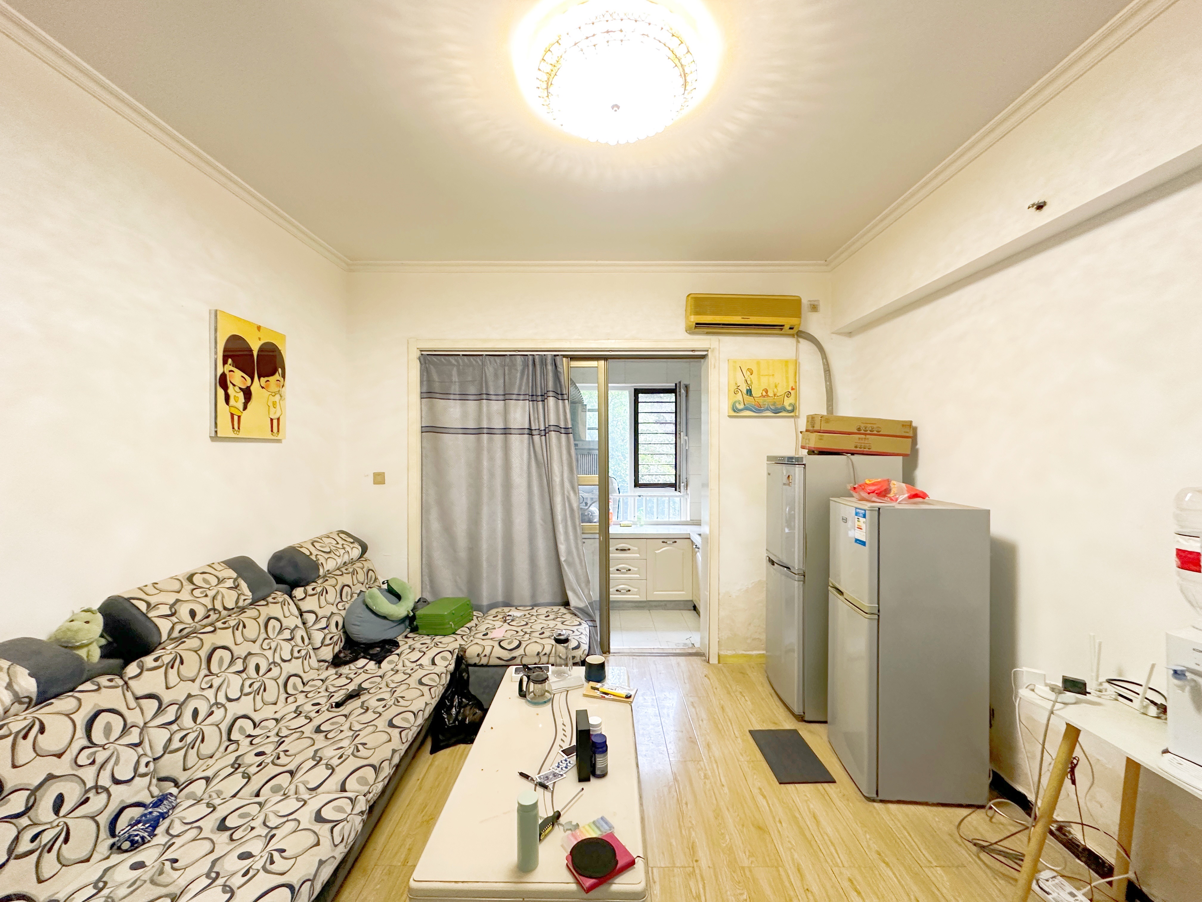  绿地新里梵尔赛公馆 南