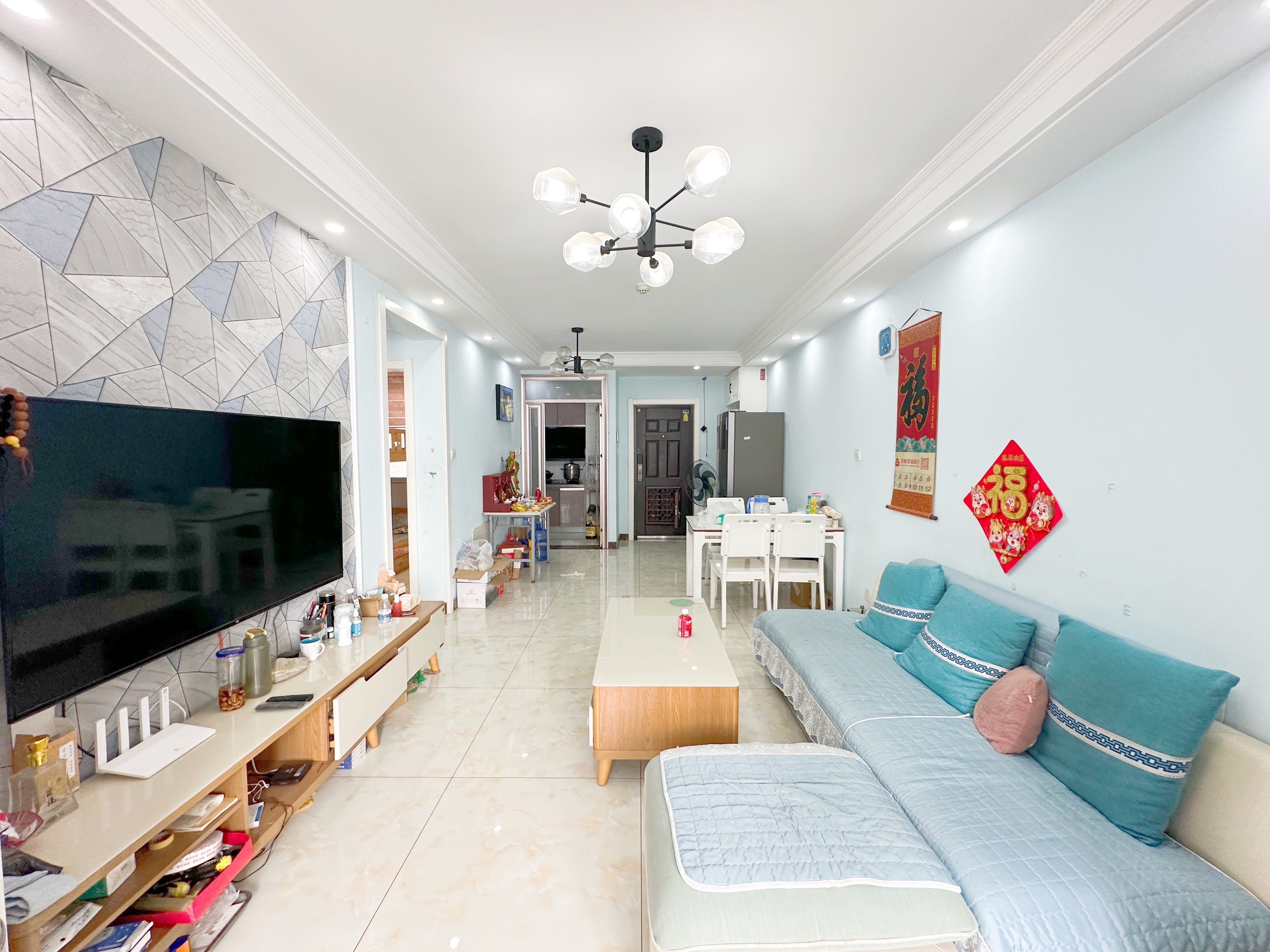  荣盛花语馨苑 南北