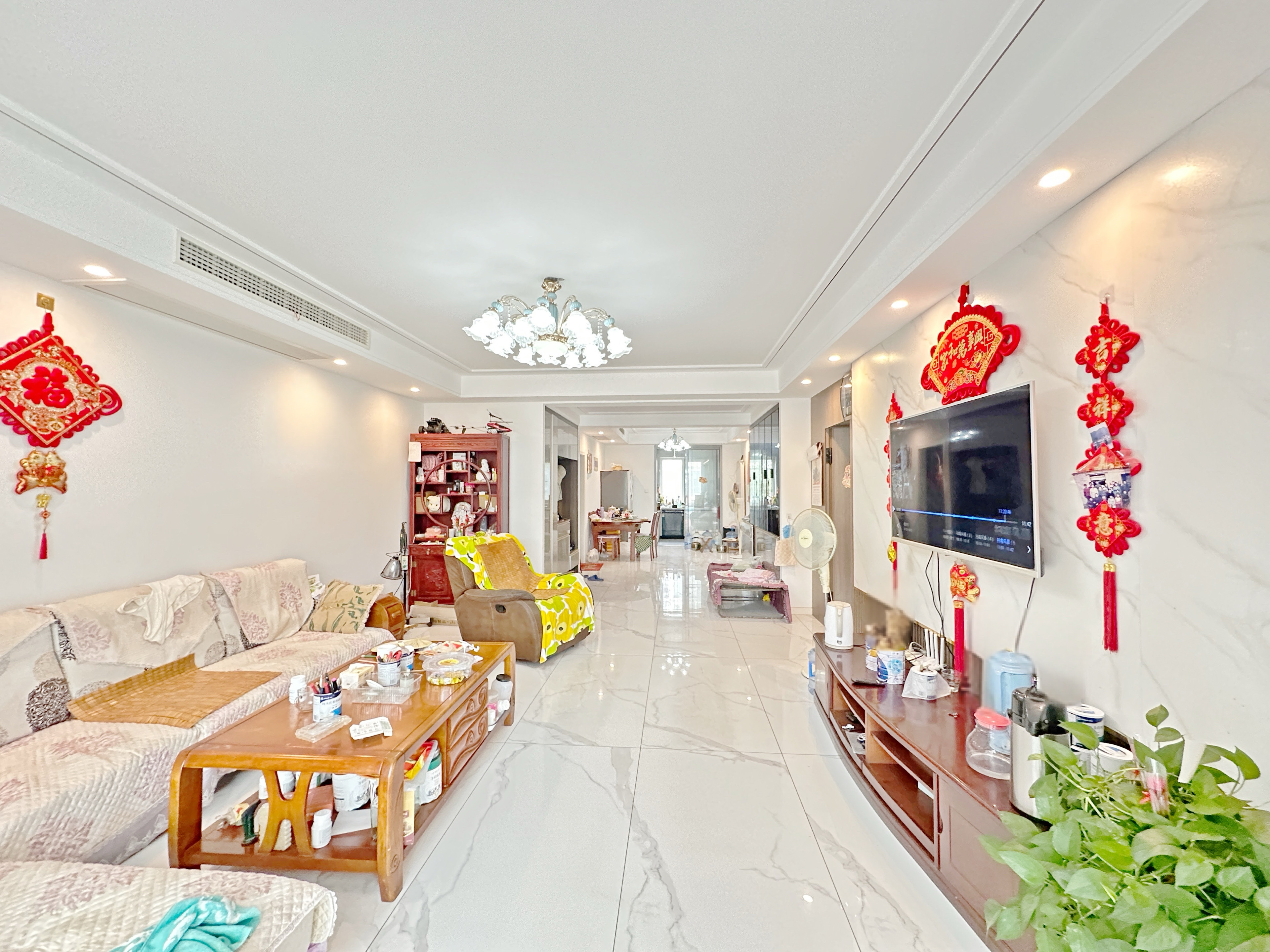  卧龙花园龙泰苑 南北