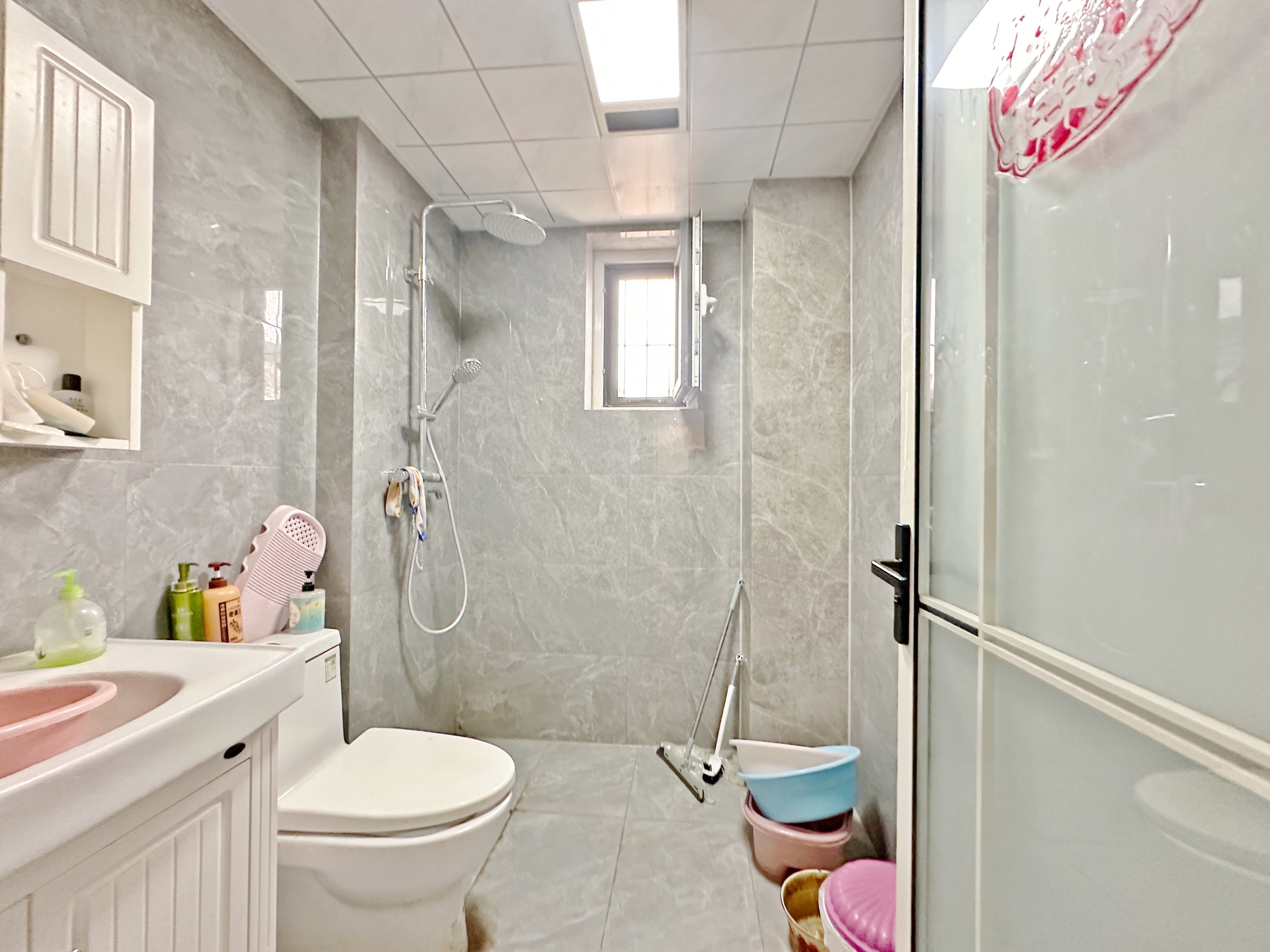 卧龙花园龙泰苑