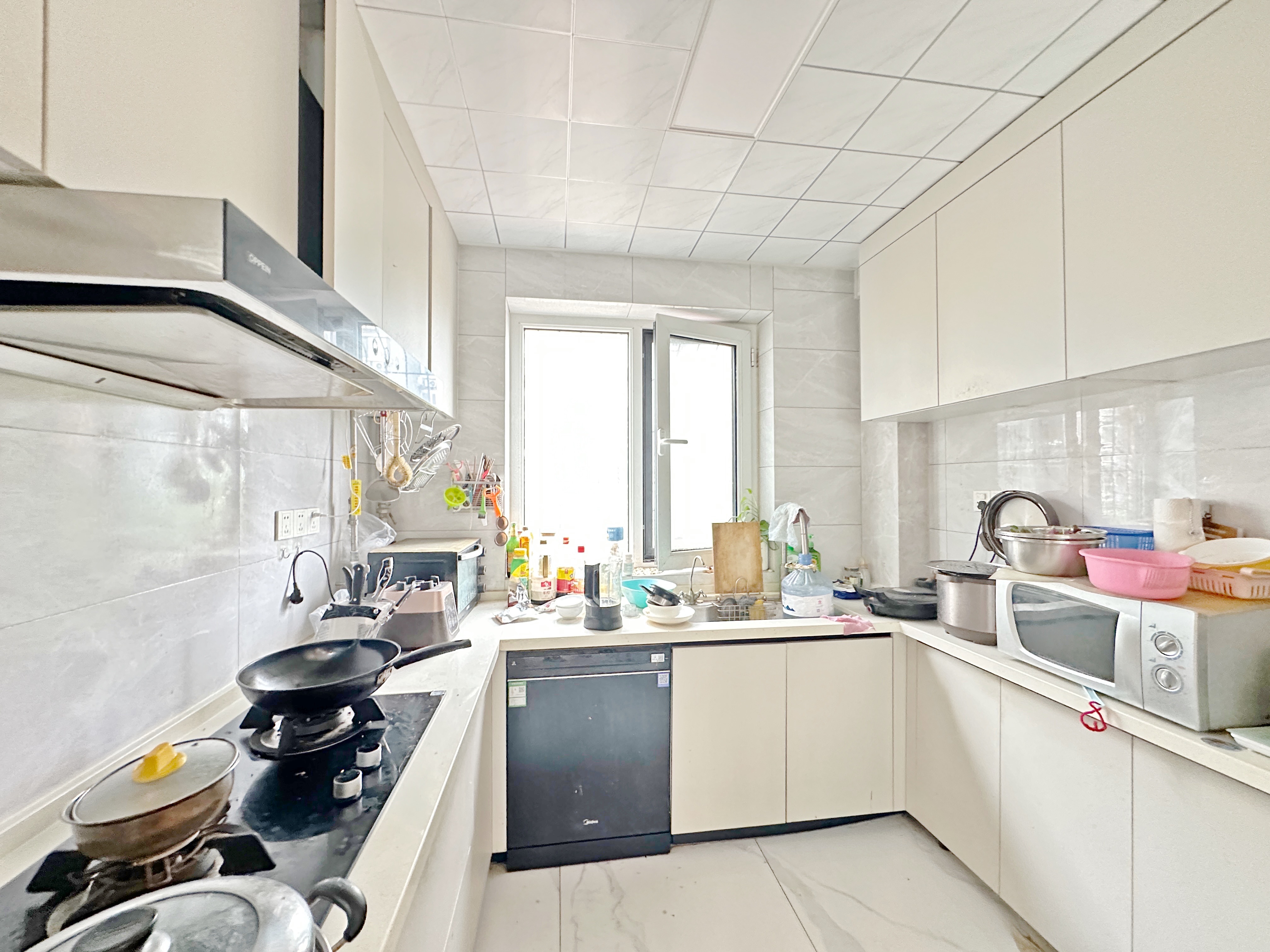 卧龙花园龙泰苑