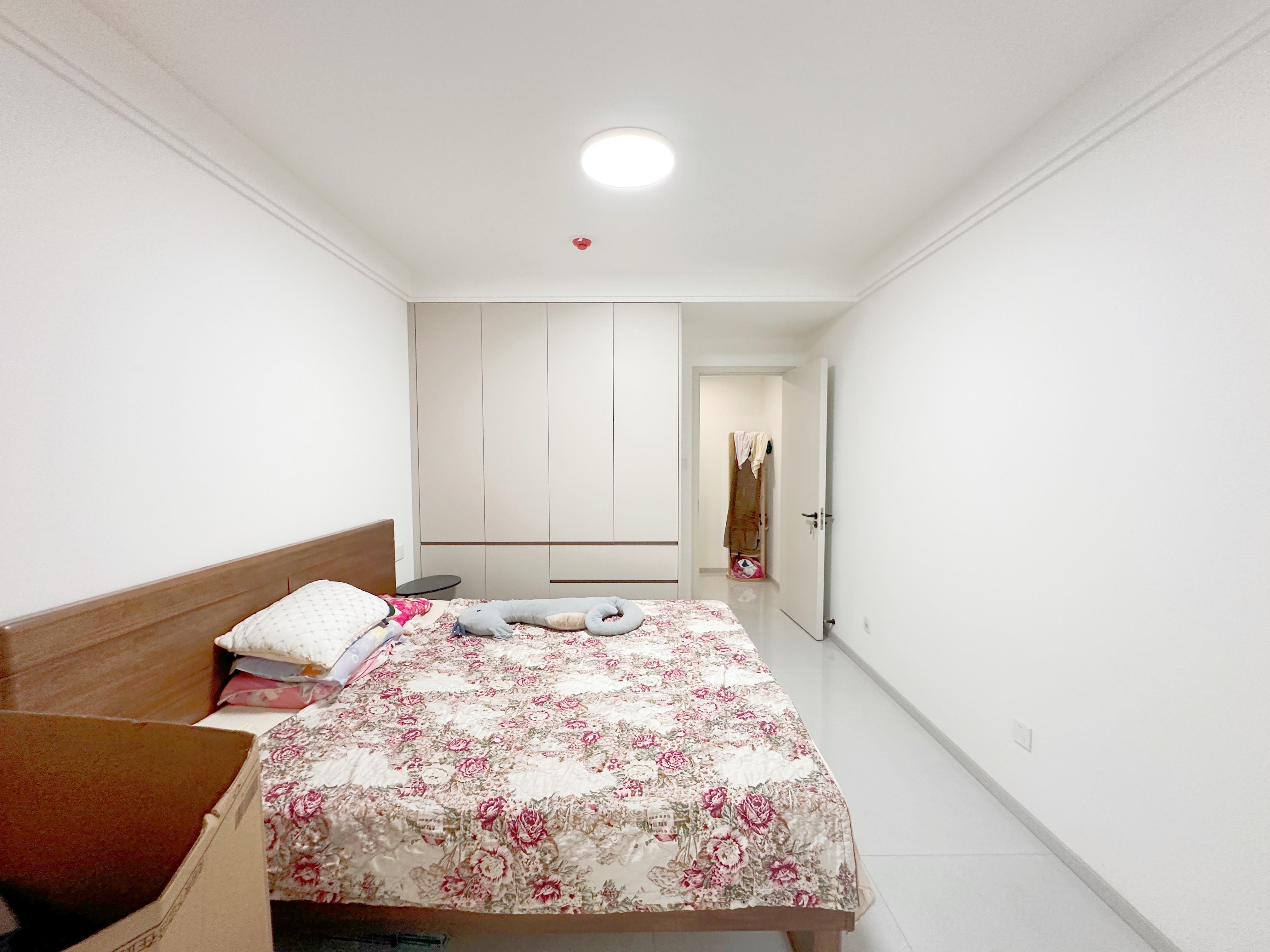 海尔云世界滟澜公馆花园