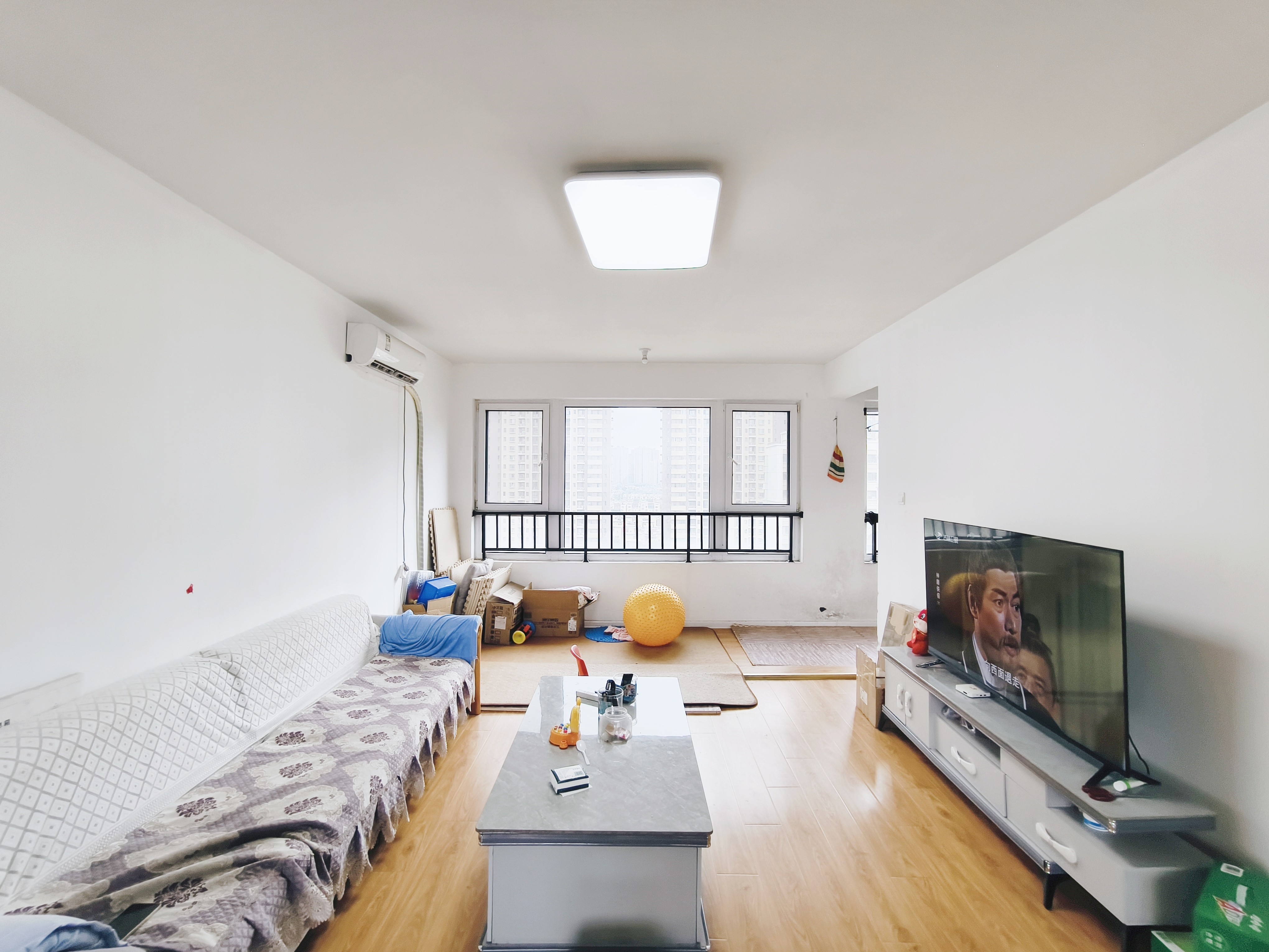  龙湖春江悦茗 南北