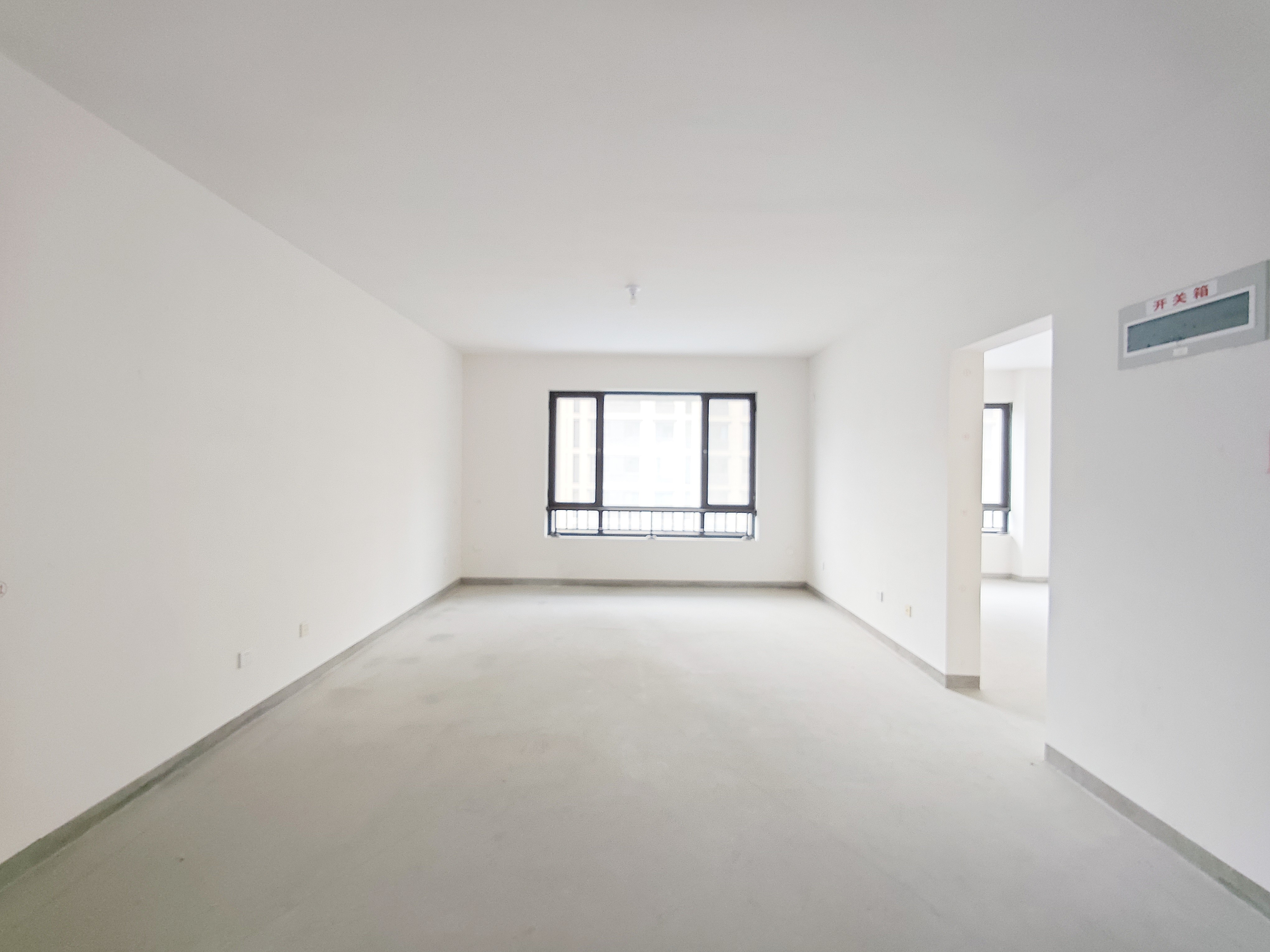  高新绿城玉兰花园 南北