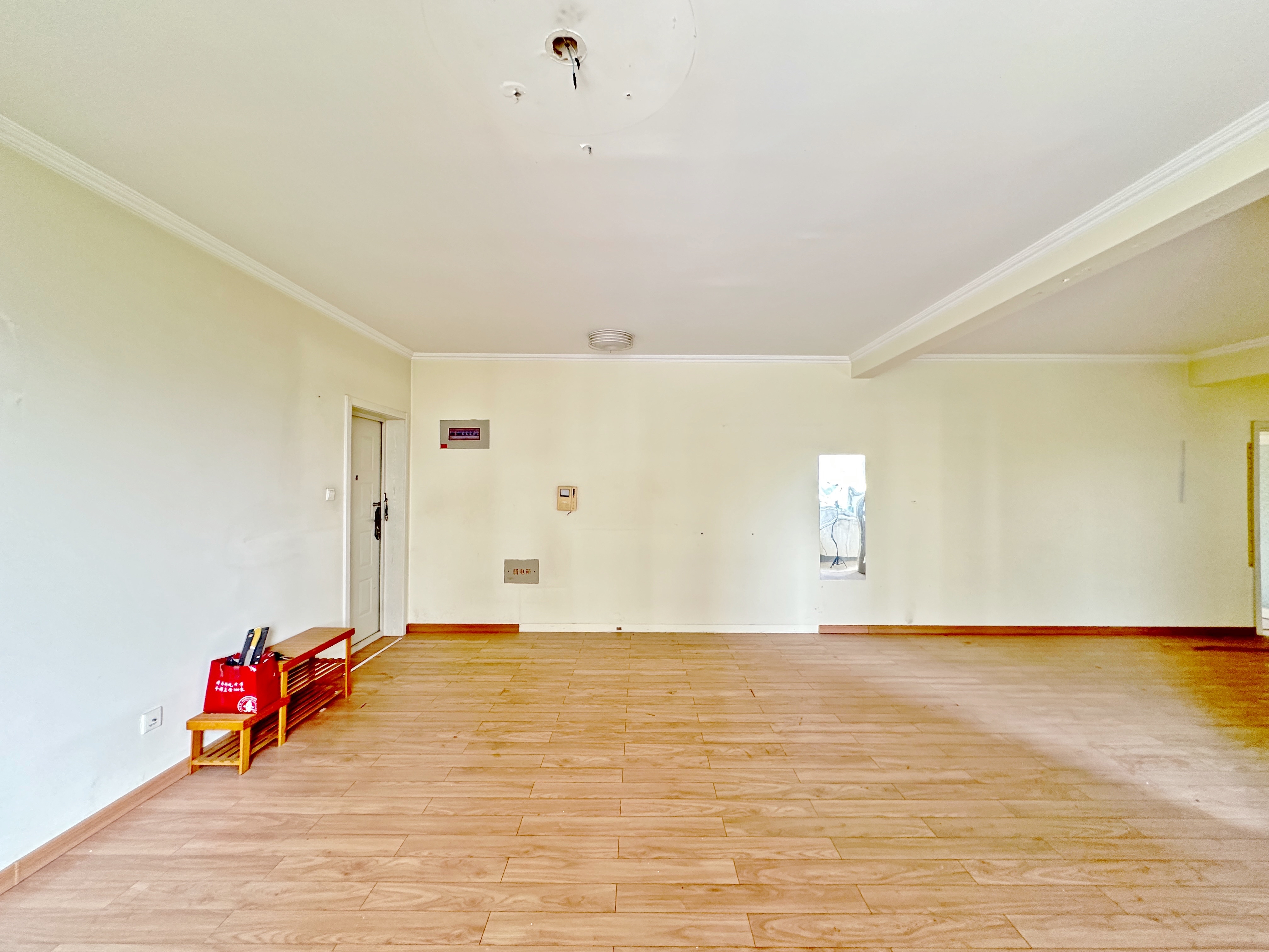  泉景天沅鸿园 南北