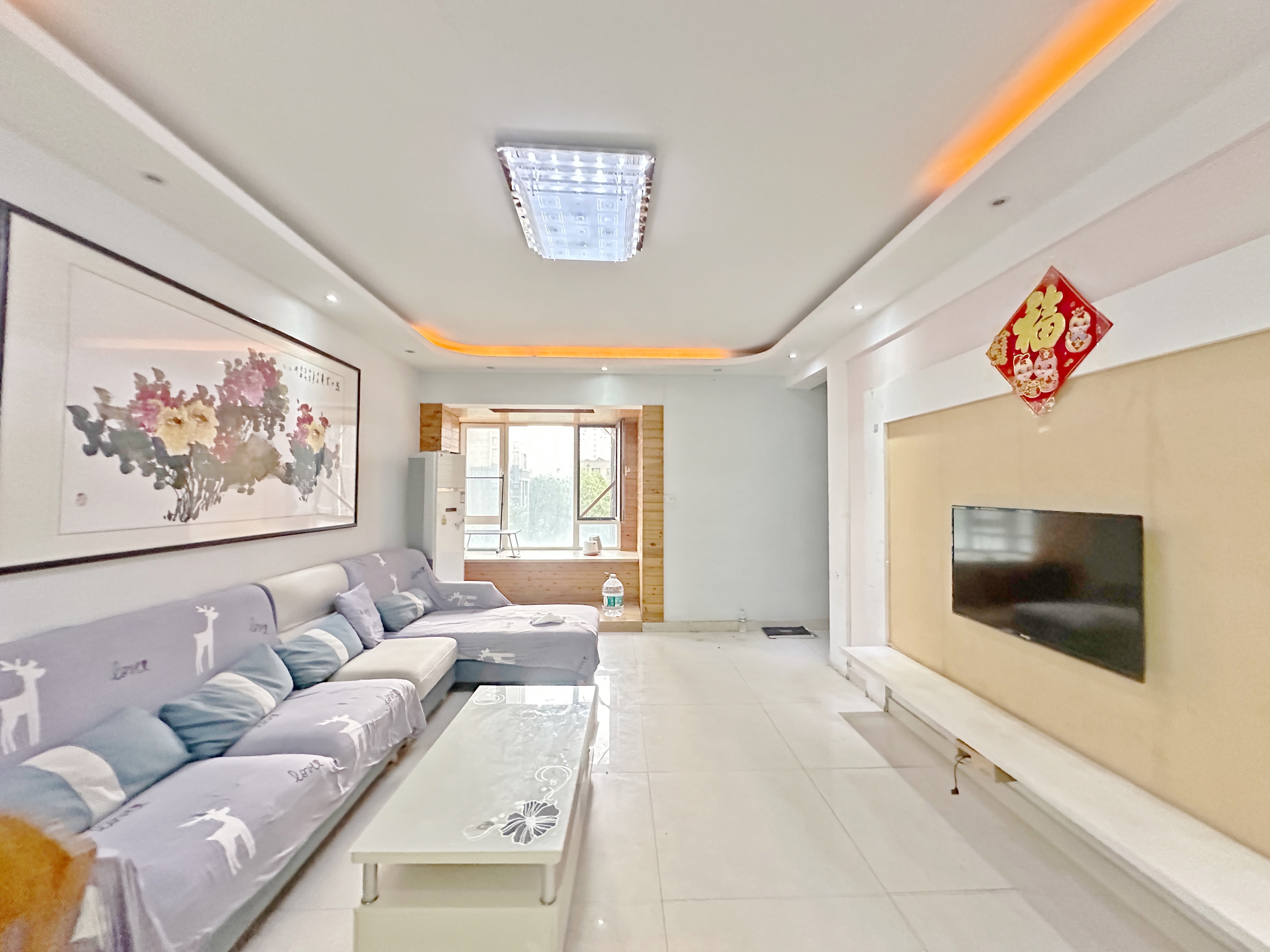  绿地新里卢浮公馆 南