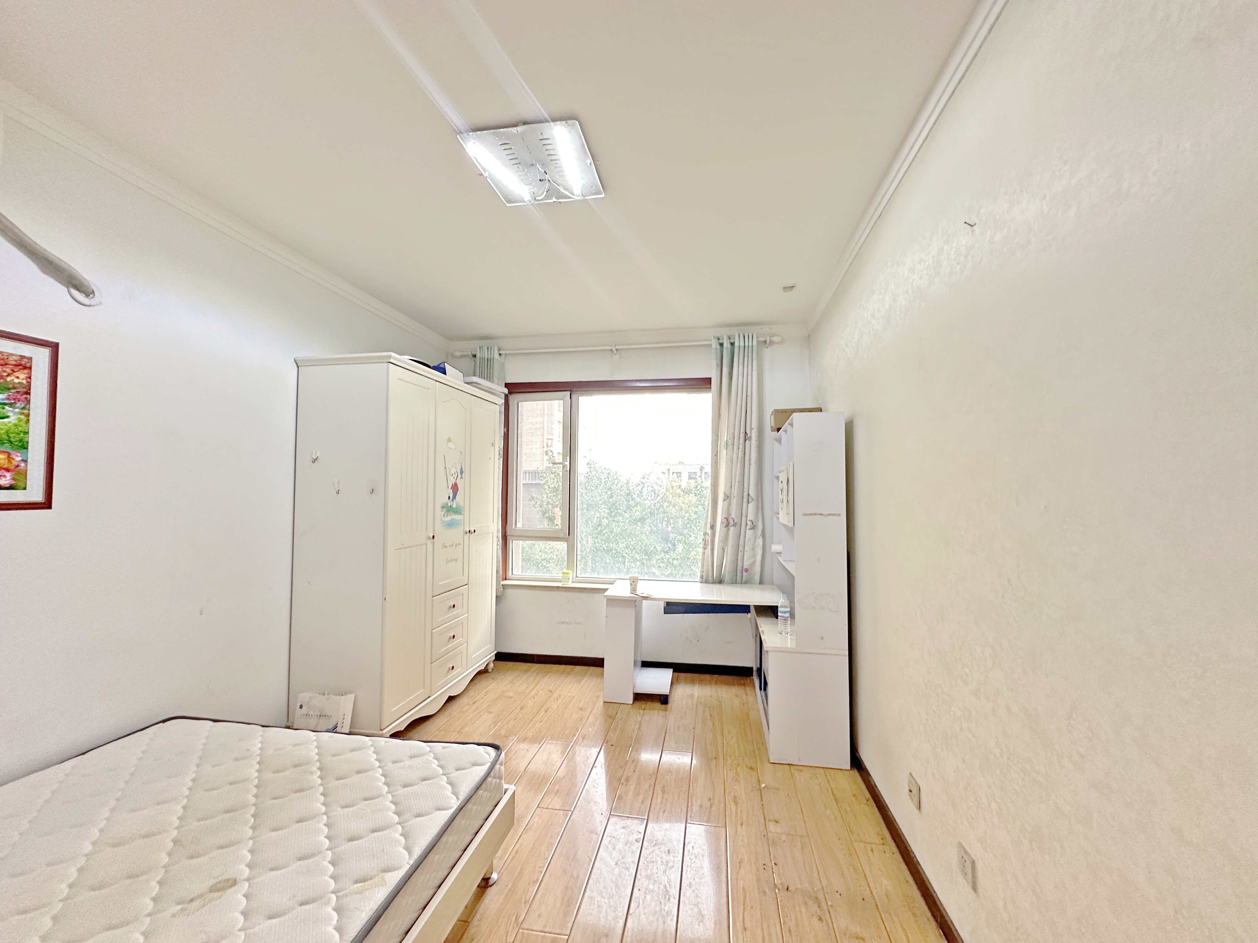 绿地新里卢浮公馆