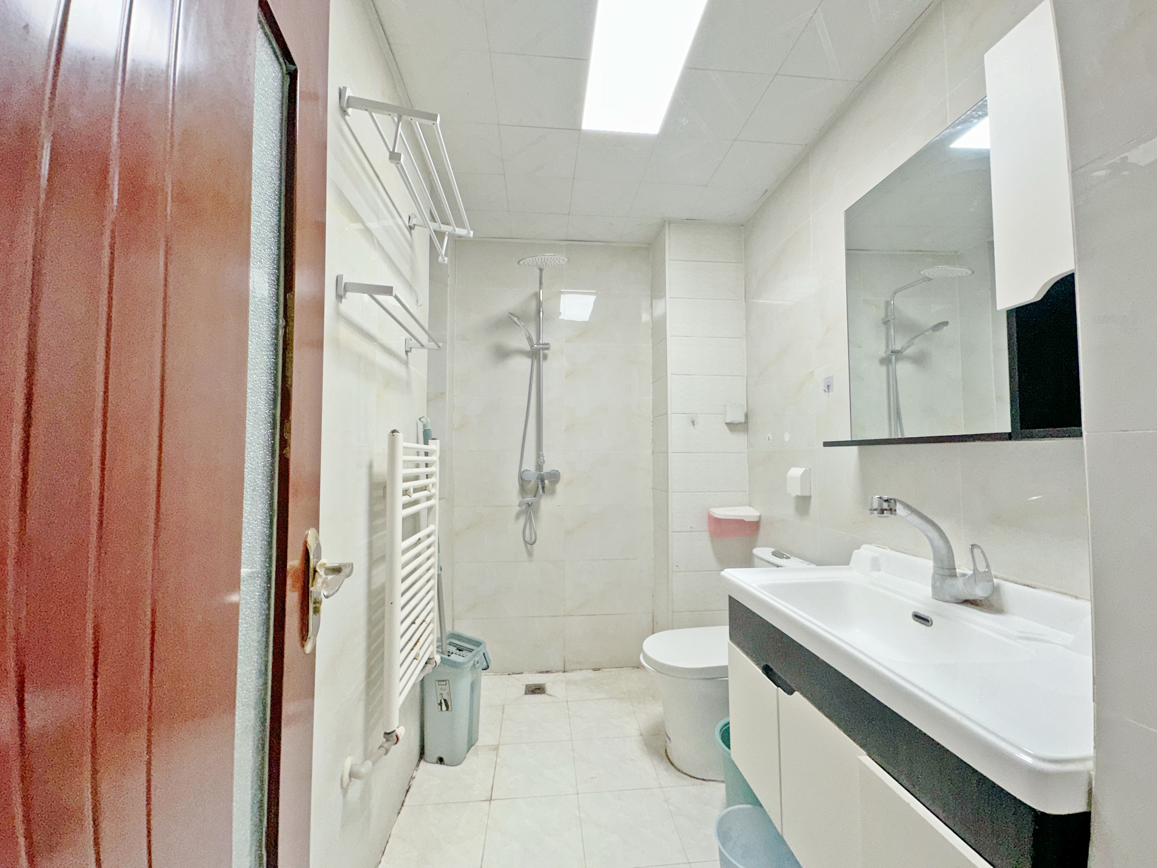 绿地新里卢浮公馆