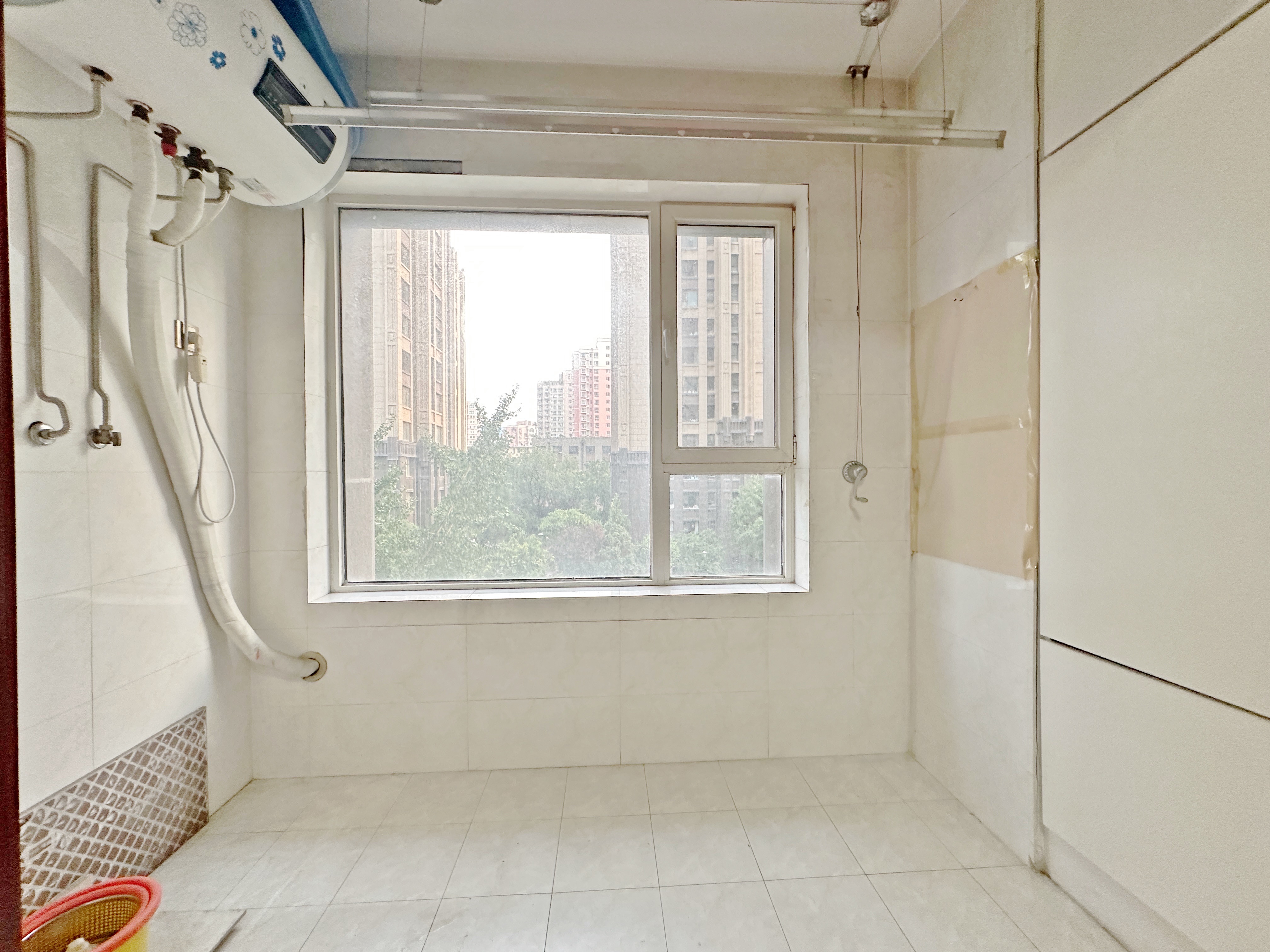 绿地新里卢浮公馆