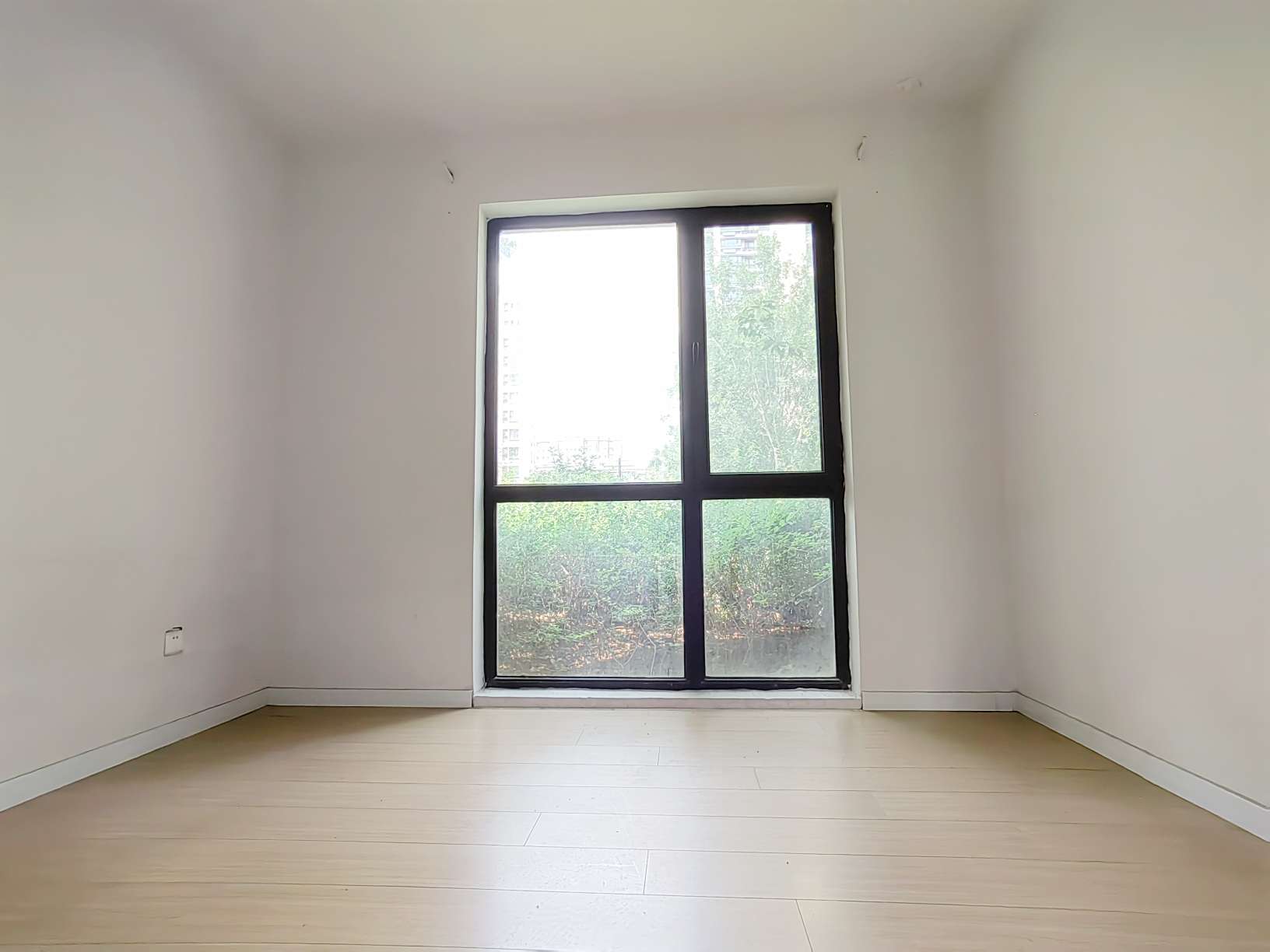 中康绿城百合花园