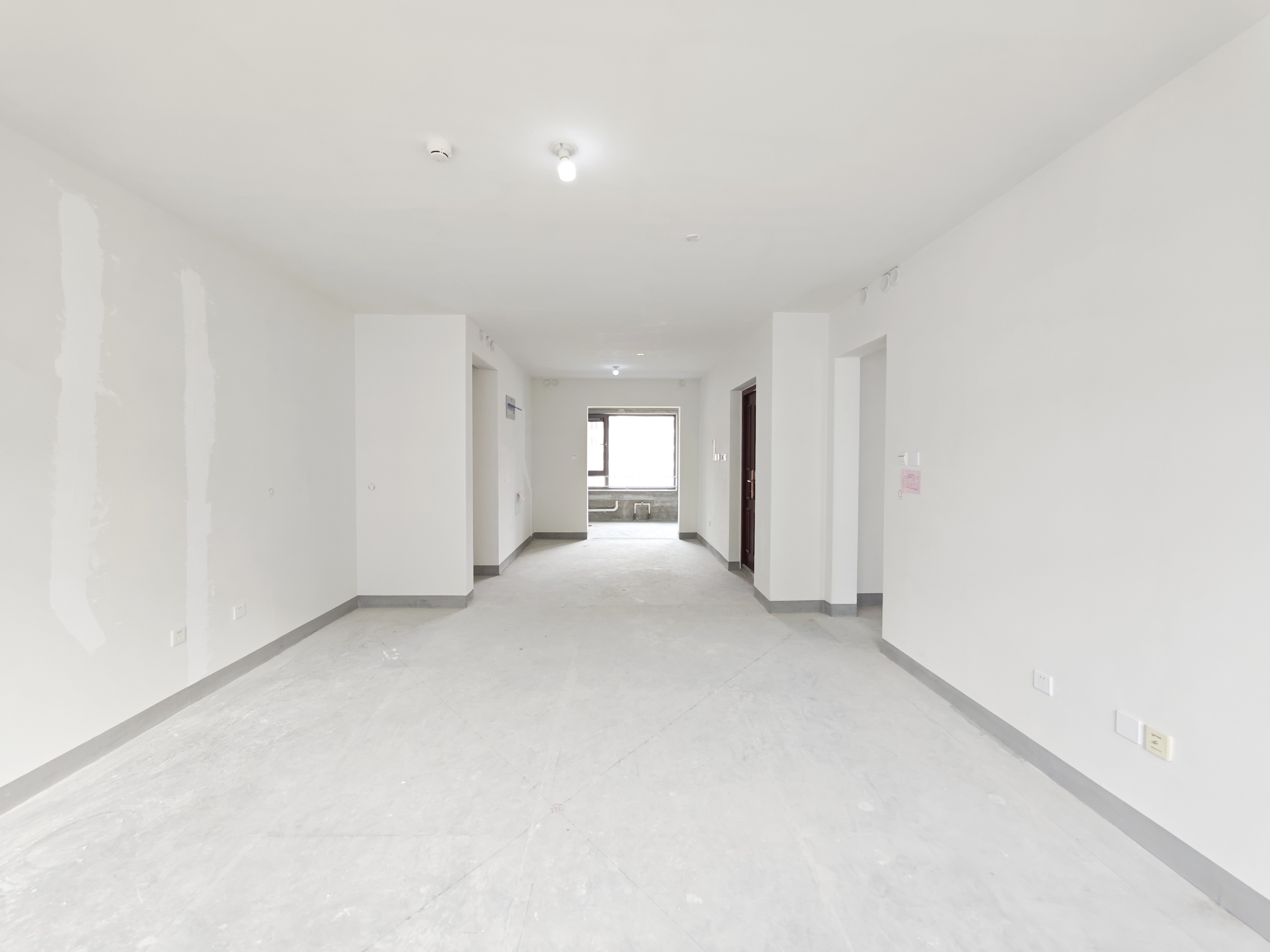  高新绿城玉兰花园 南北