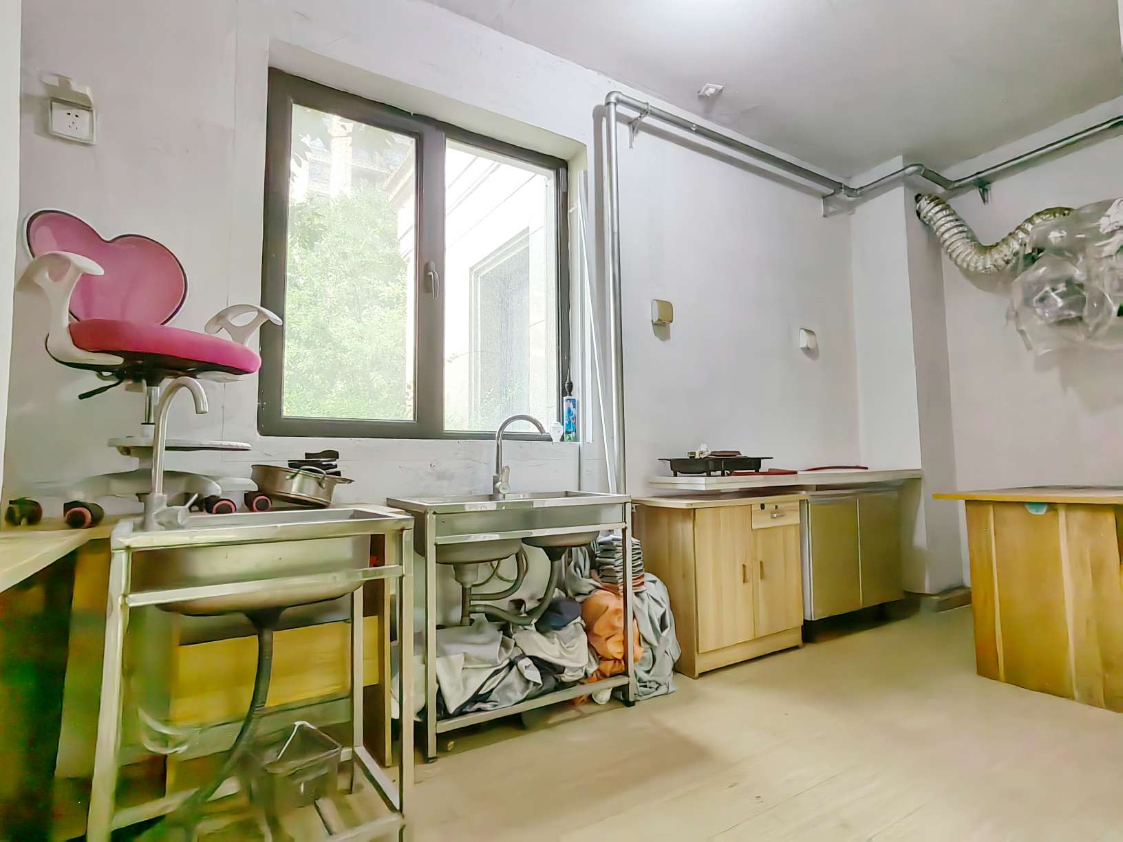 中康绿城百合花园