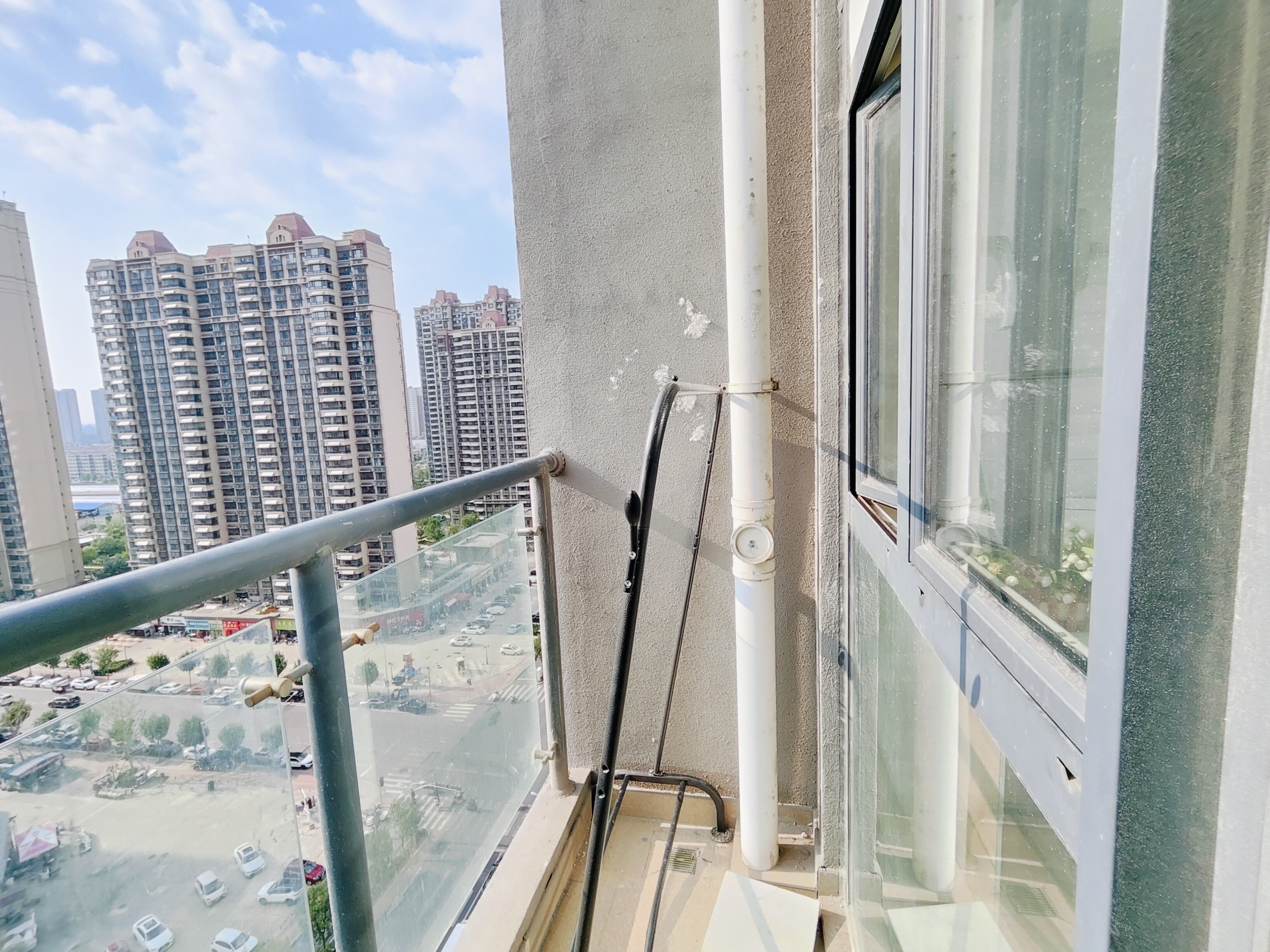 恒大滨河左岸公寓(临湖公馆花园)