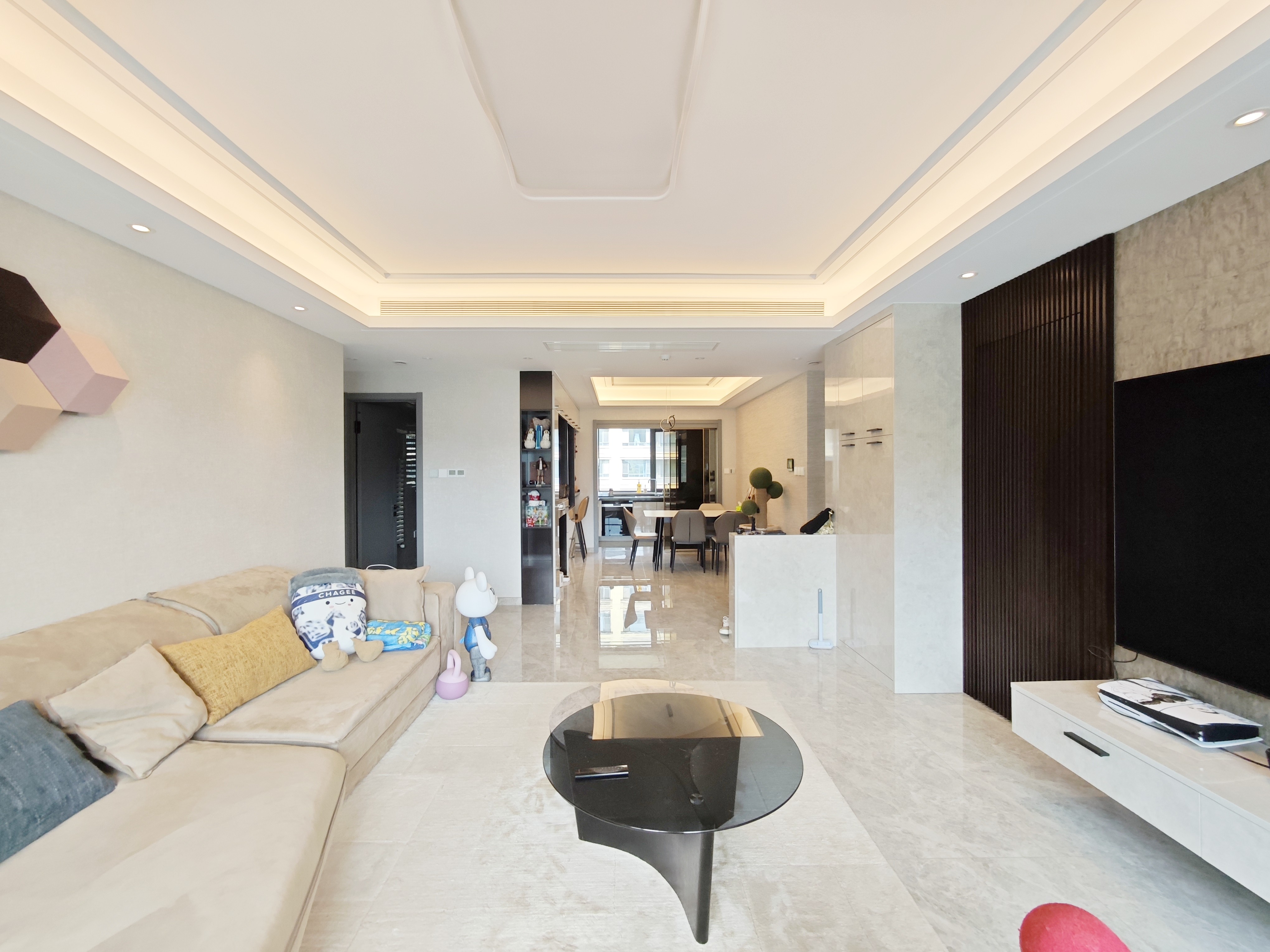  高新绿城玉兰花园 南北