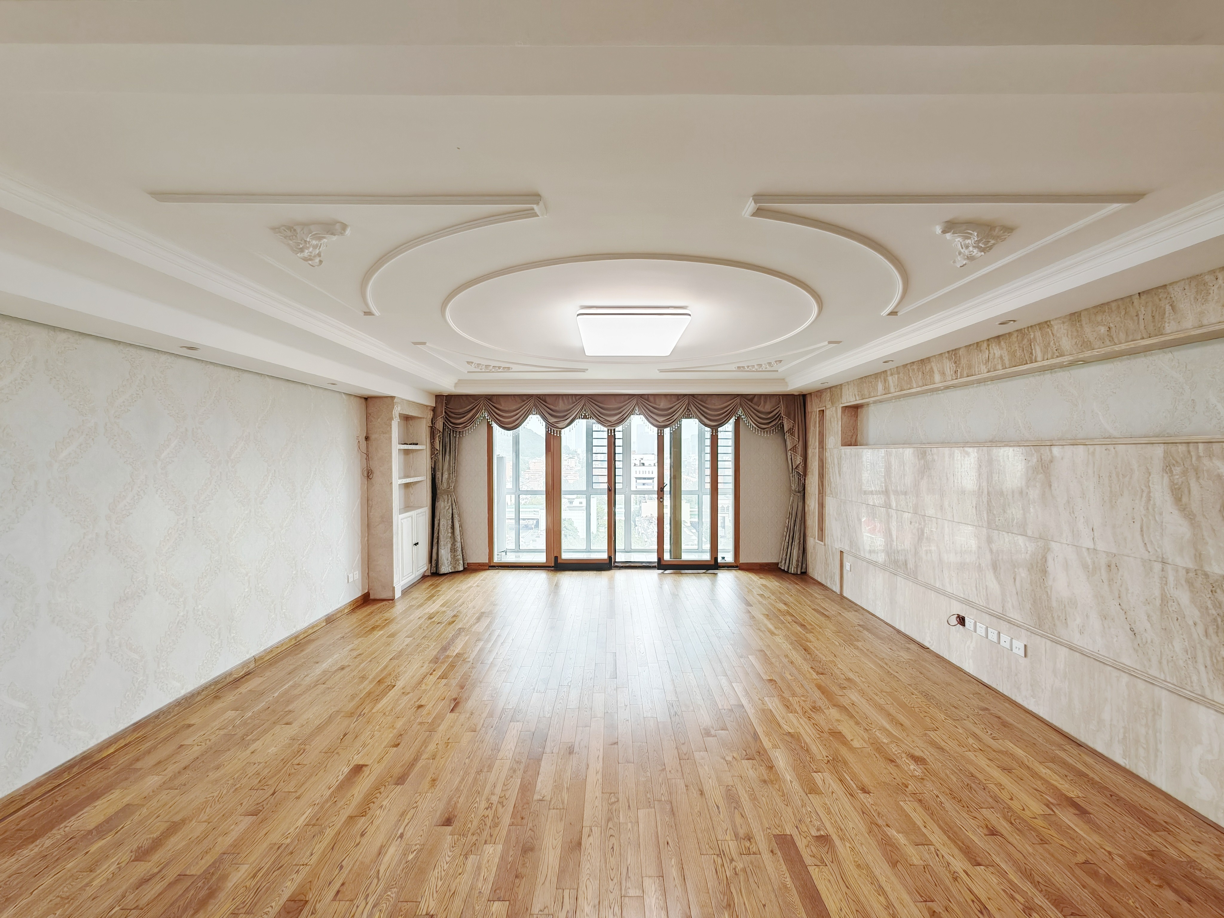  文化东路五居室 价格可谈 精装修 燕山教育