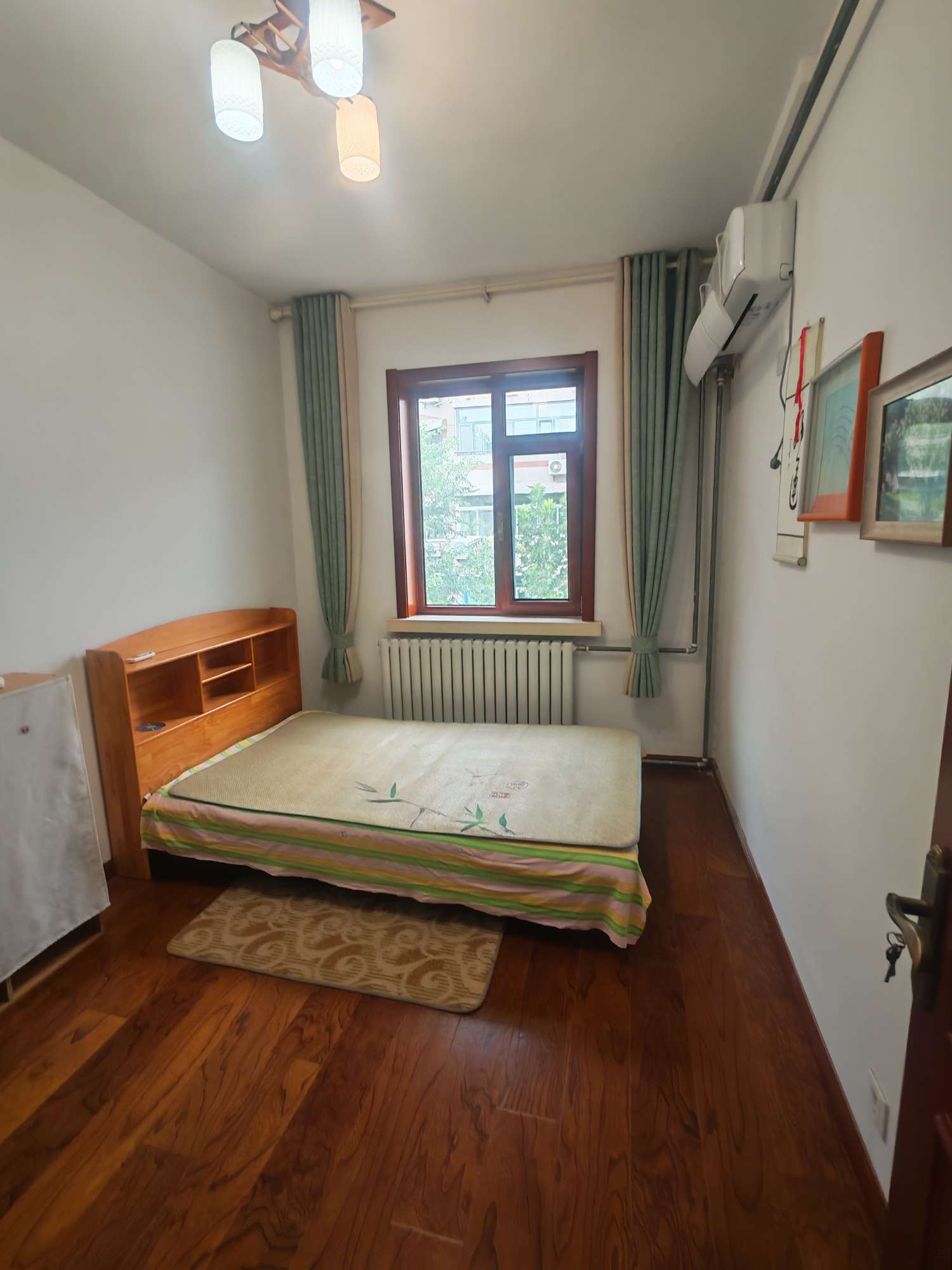 绿地新里梵尔赛公馆